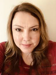 A recent pic of Jacquie J Sarah with flattering light and a good angle