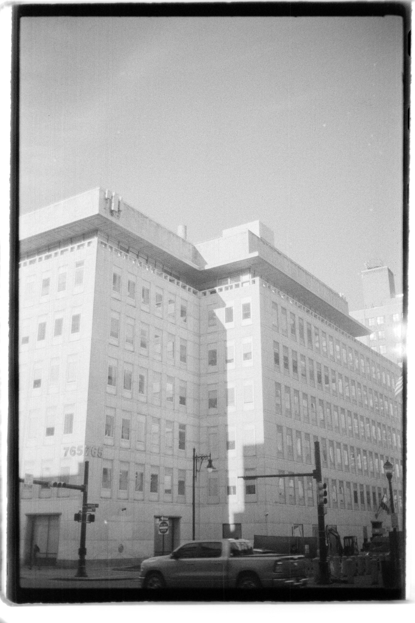 Negative Lab Pro v3.0.2 | Color Model: B+W | Pre-Sat: 4 | Tone Profile: Linear + Gamma | WB: None | LUT: Frontier