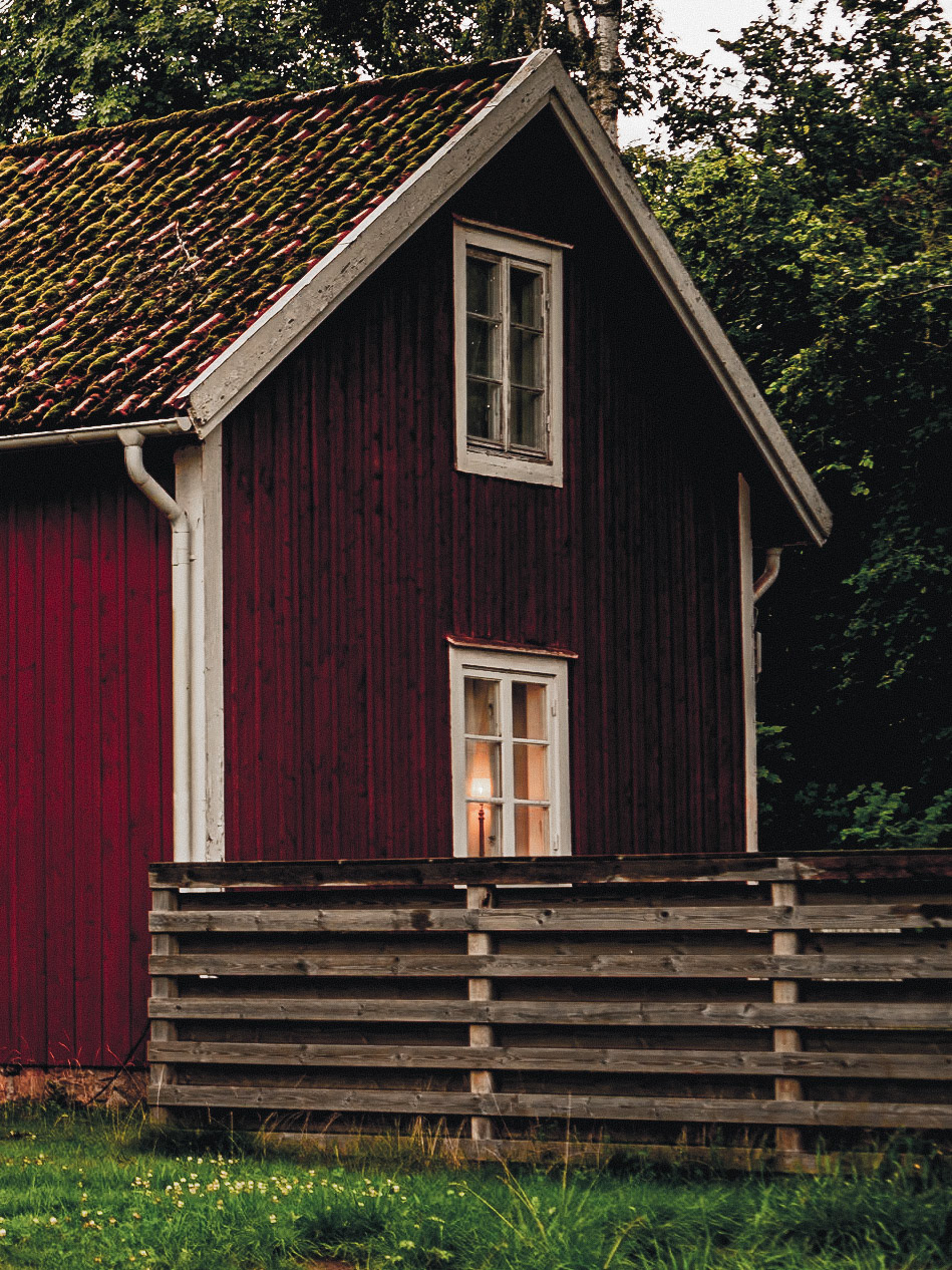 Toftaholm Herrgård, Sverige