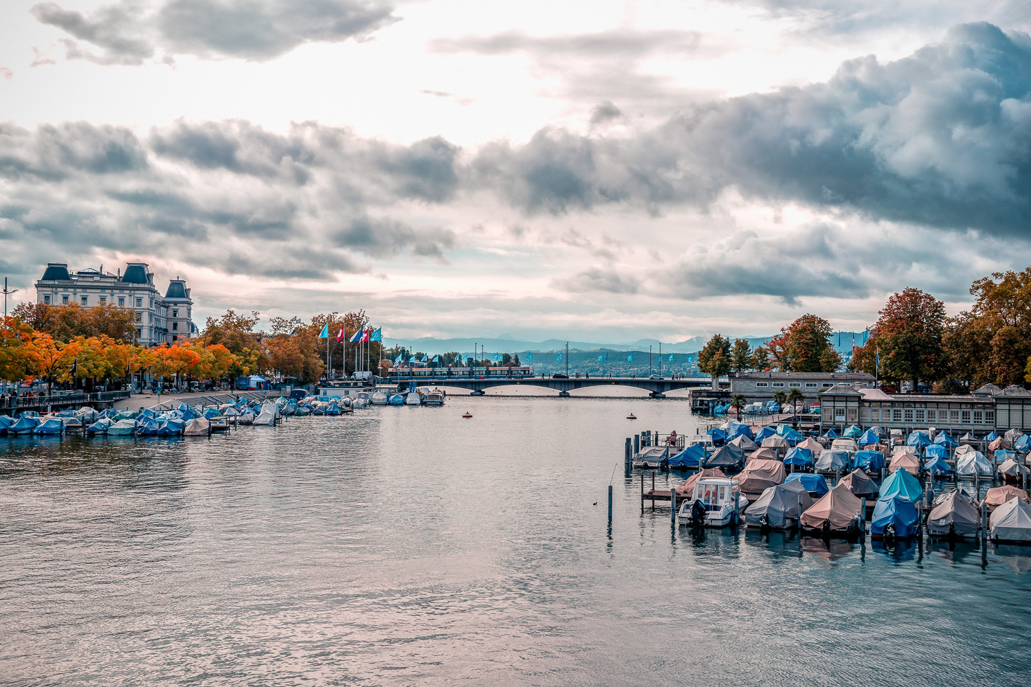 Limmat River view from Münsterbrücke Bridge in Zurich, Switzerland. Photo by Anson Tang.