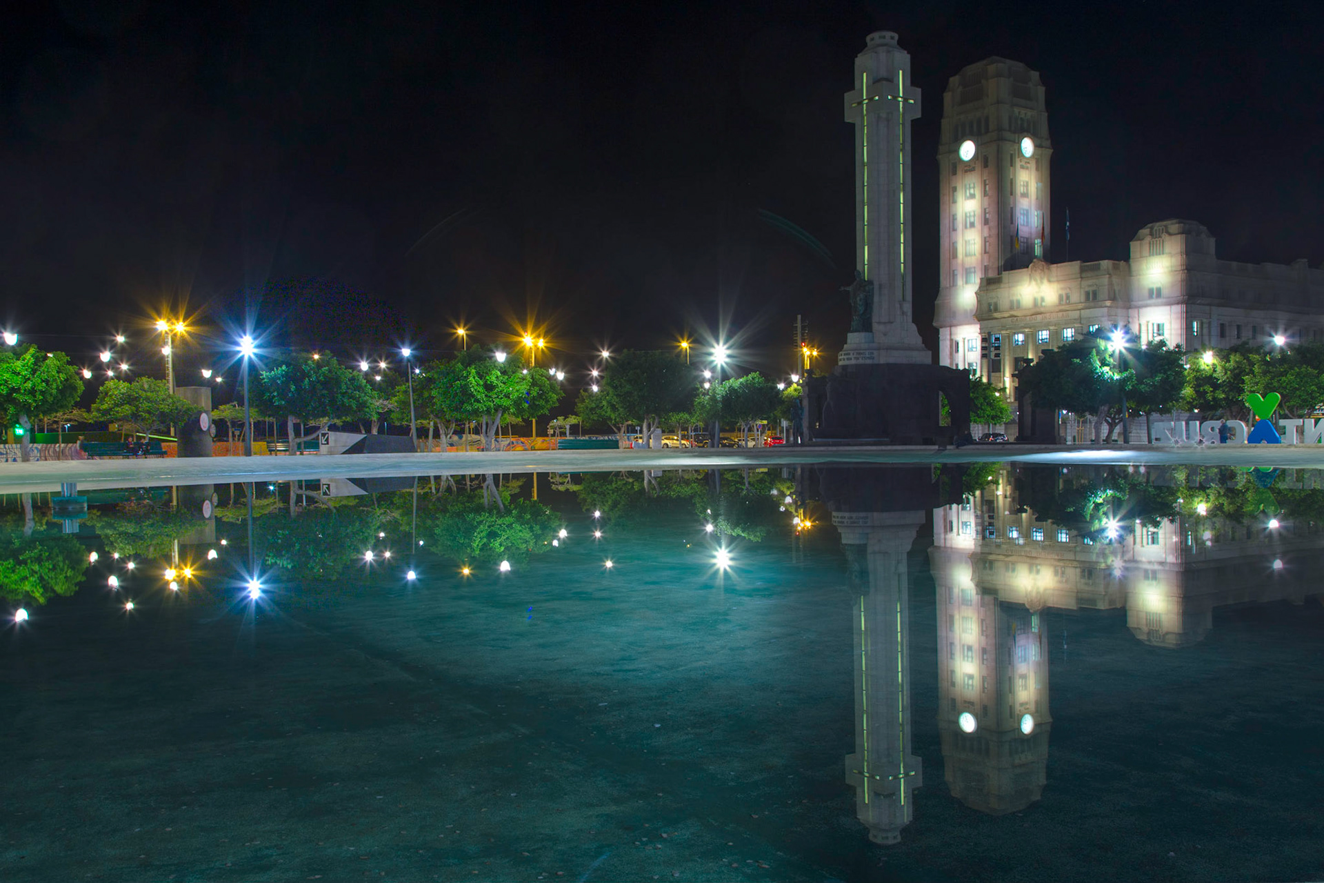 Monumento a los caídos en Santa Cruz de Tenerife