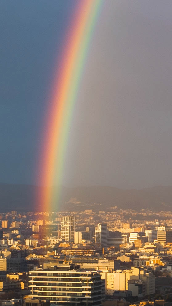 ISO 56 4.38 mm. f/1.7 1/120 sec.