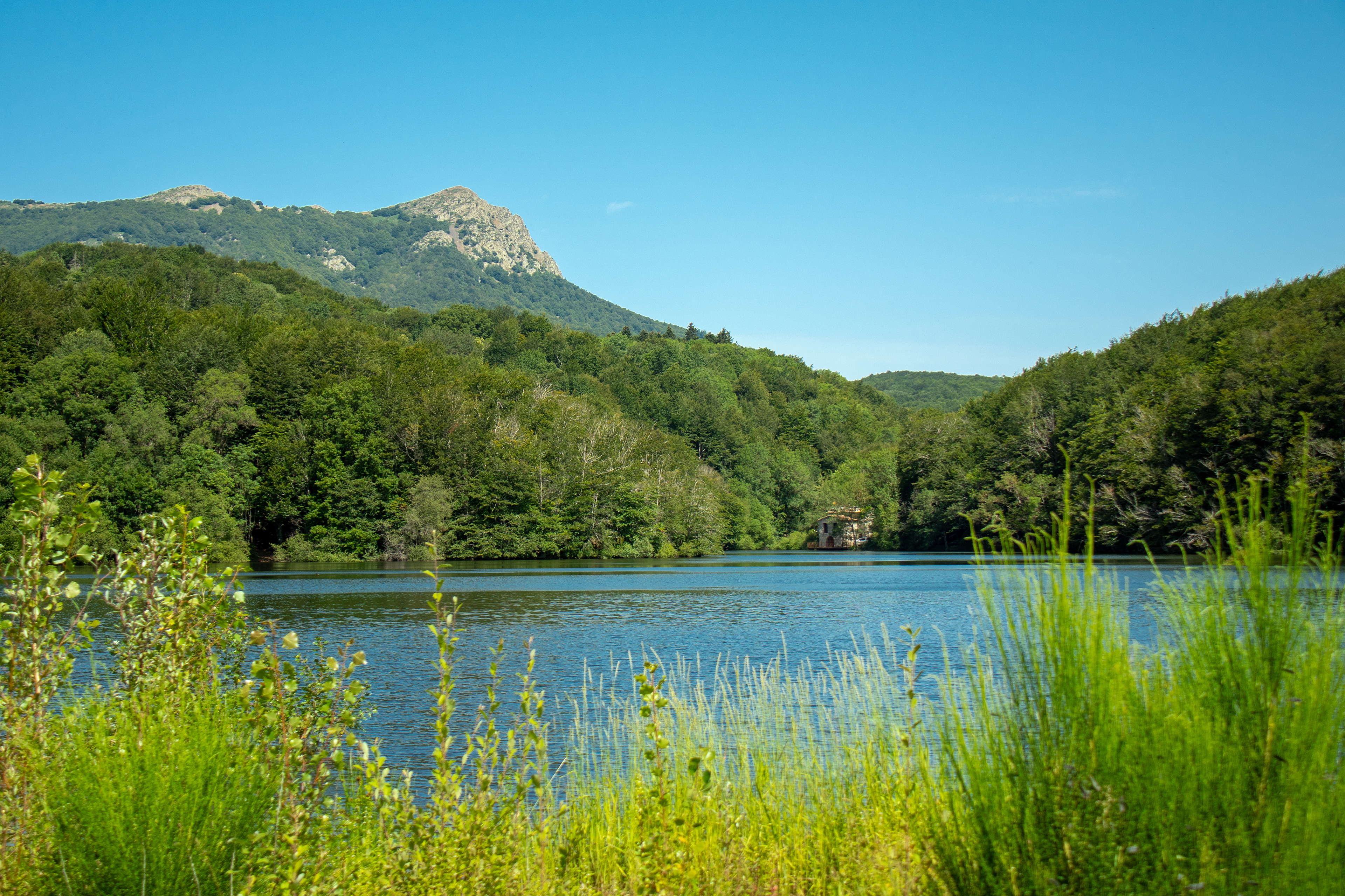 Les Agudes (des del Pantà de Santa Fe)