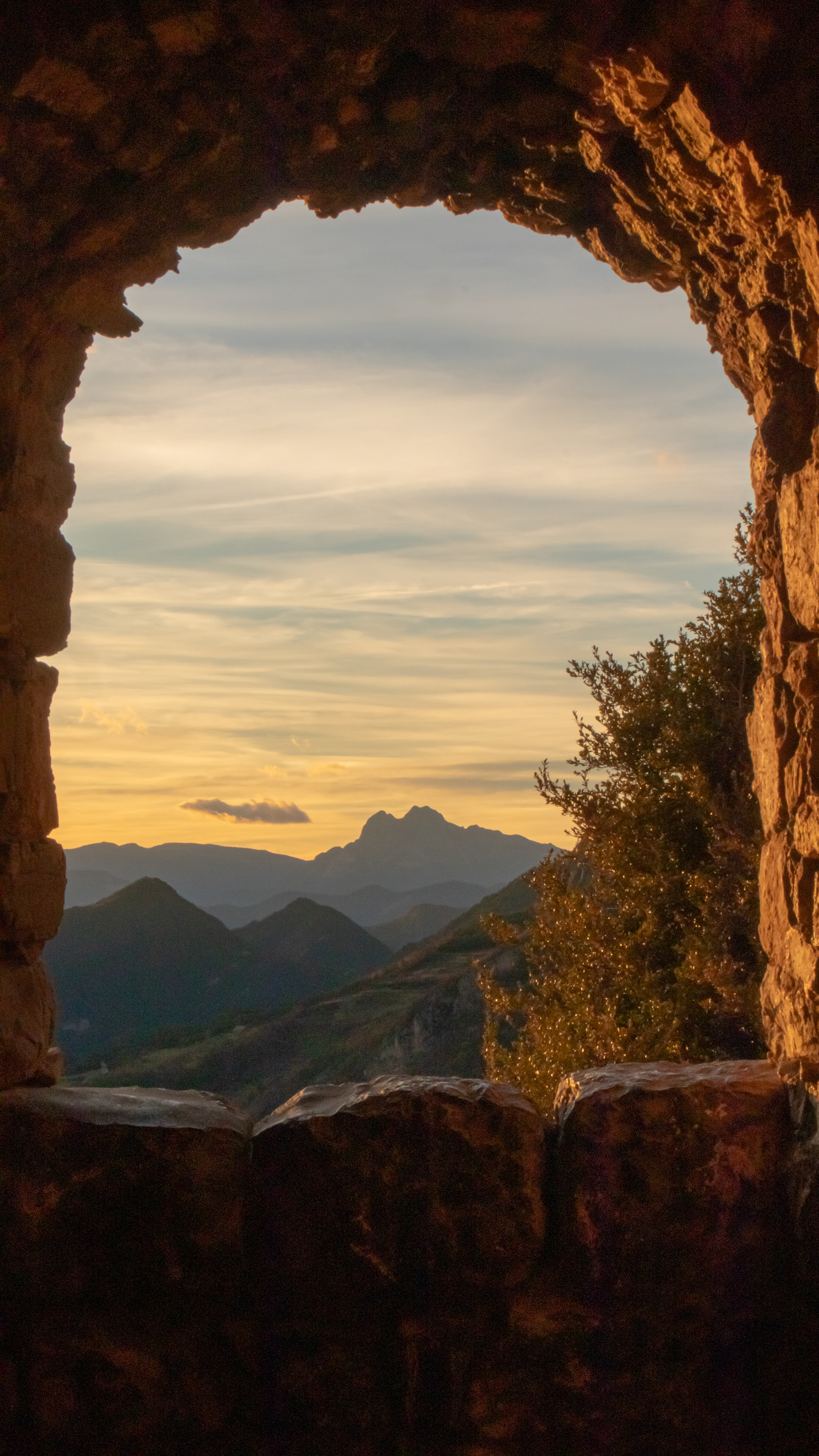 ISO 400 43 mm. f/29 1/125 sec.