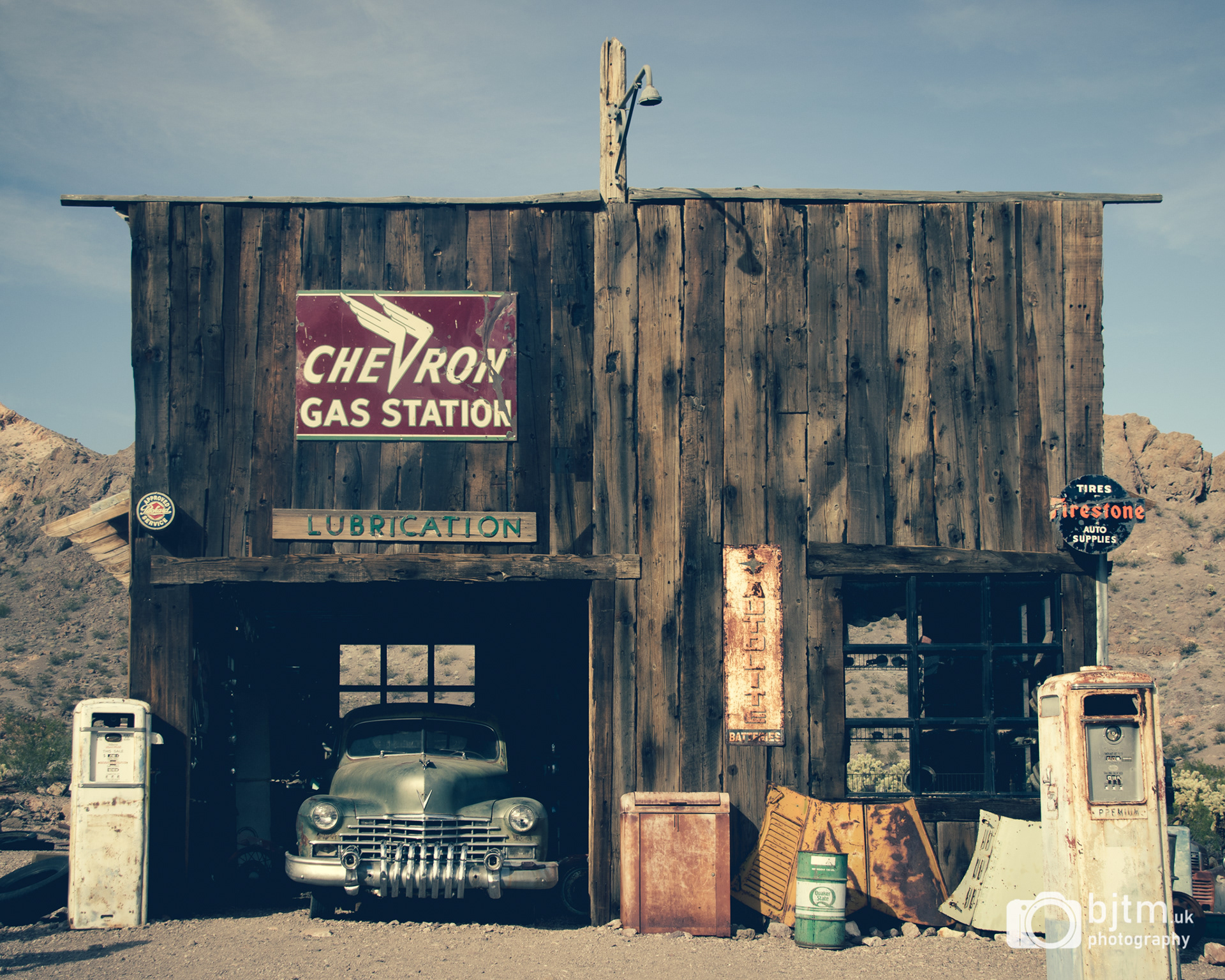 Ghost town garage. Nevada, USA, October 2017
