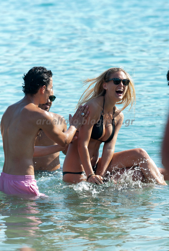 Μύκονος 2011, Bar Rafaeli