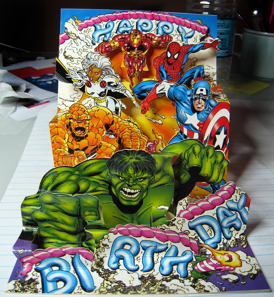 POPSHOTS GREETING CARD: Card unfolds to create 3-D effect. Art by Mike Zeck / Mike DeCarlo