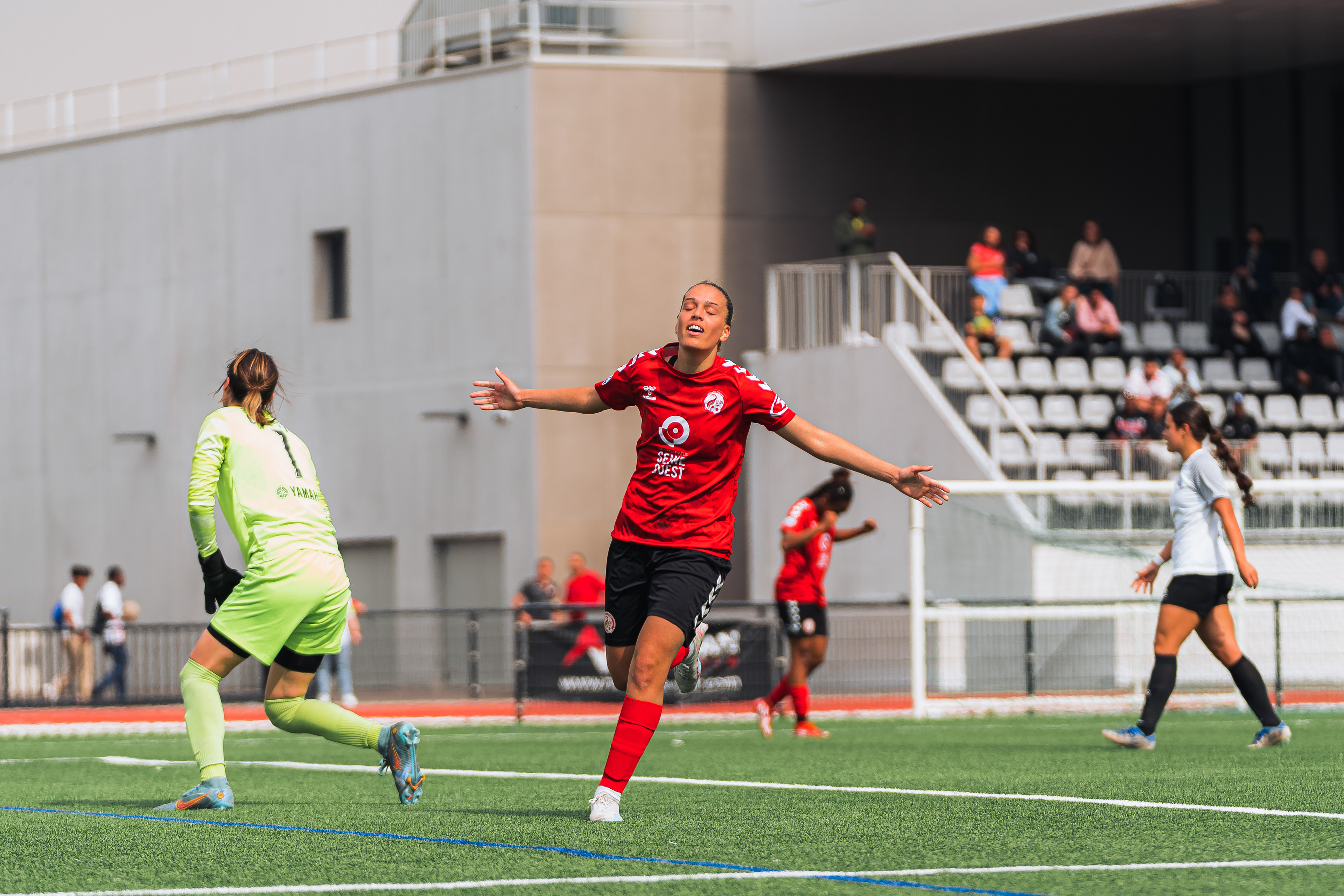 D2 Feminine - Shanna Battouri