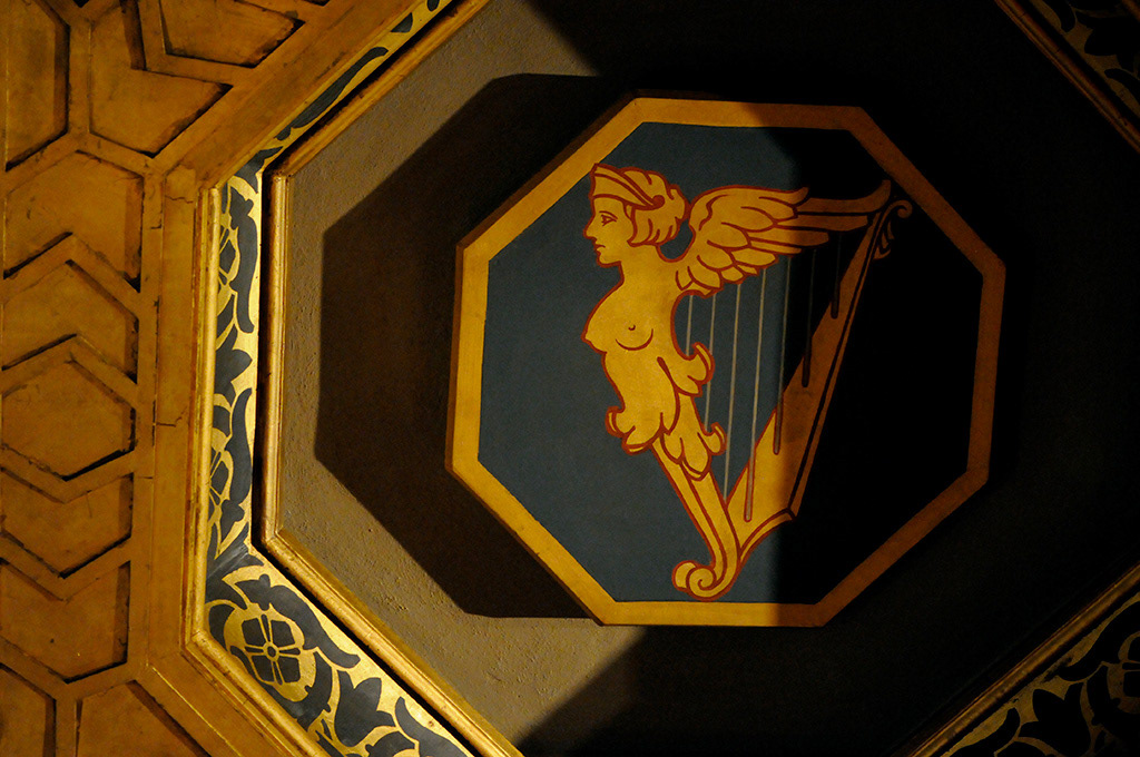 Photography by L Tyrrell - Parliament of Canada