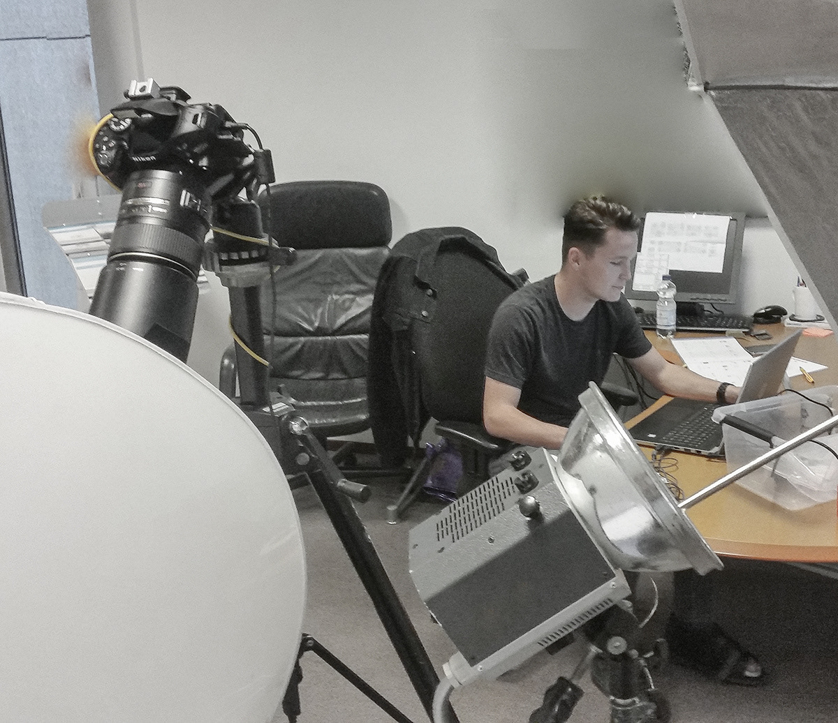 Waalwijk lederwaren; foto en filmstudio, plus training personeel