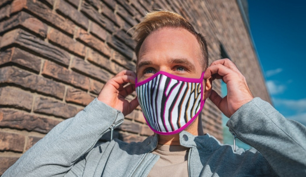 Mask merchandise mockup (Ian Goldstein)