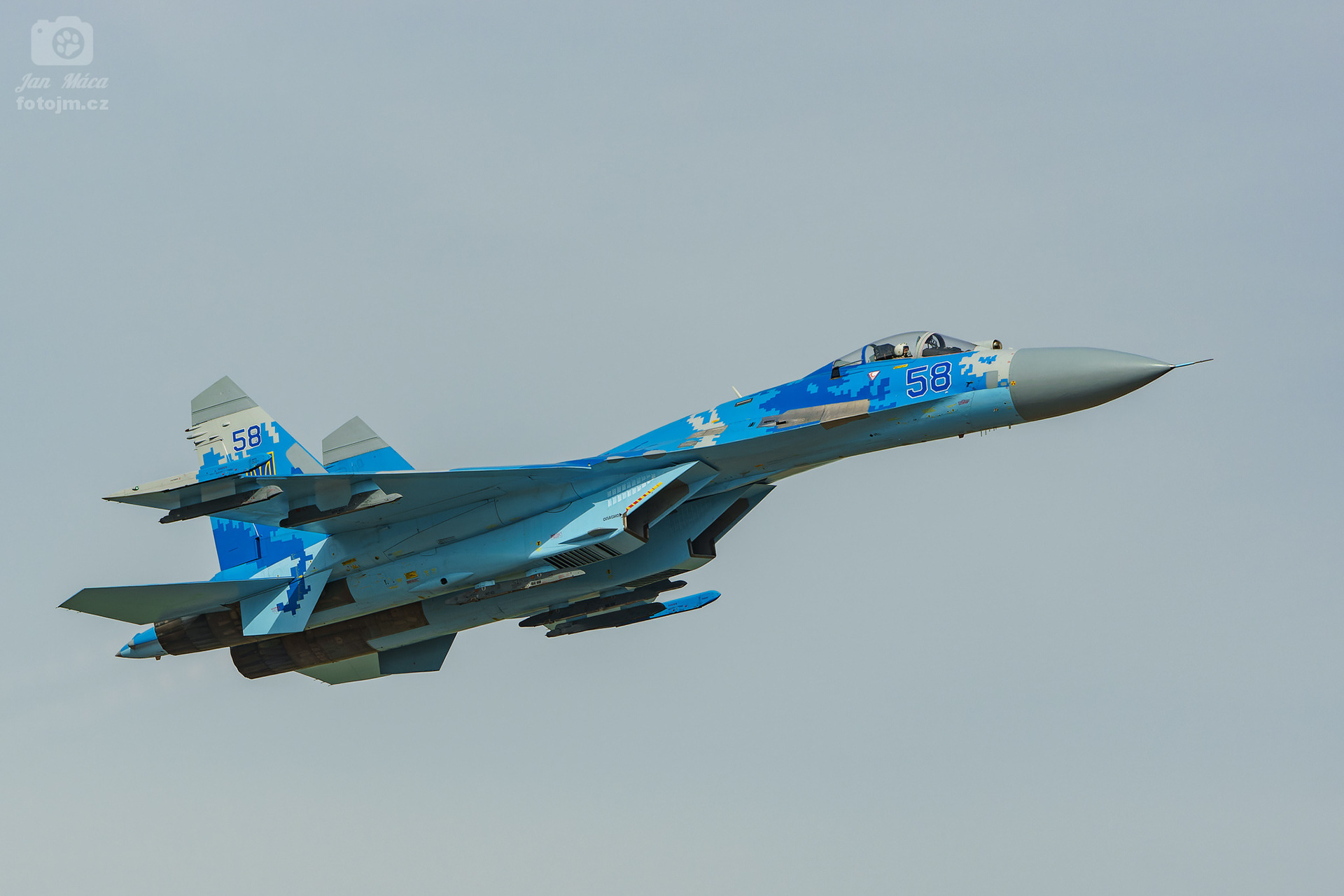 Suchoj SU-27