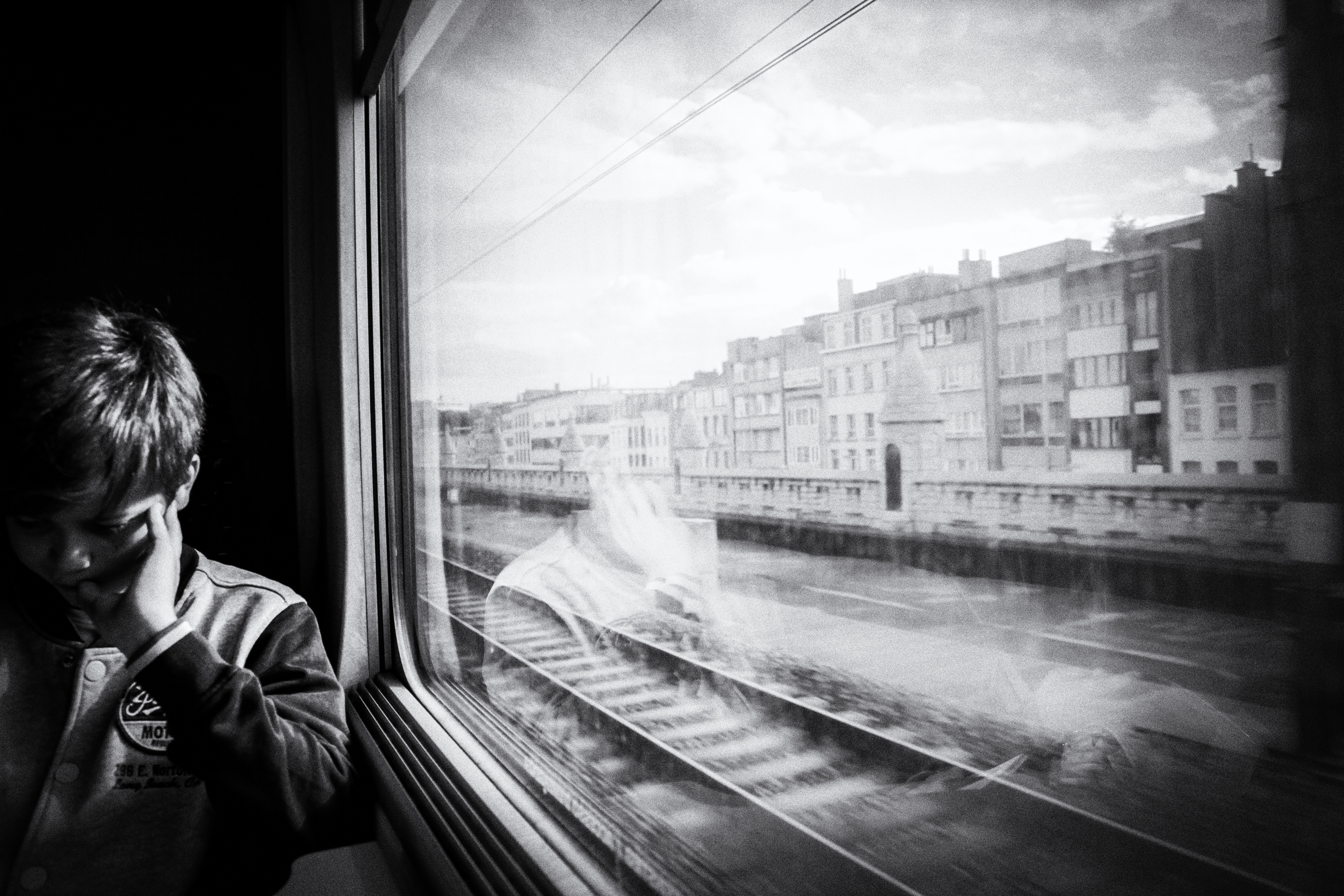 🇧🇪 The pensive passenger