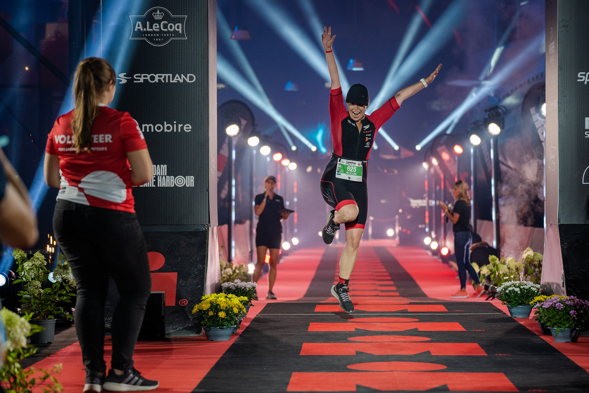 Spoedisaadik Nele-Liis Ironman 70.3 finišis