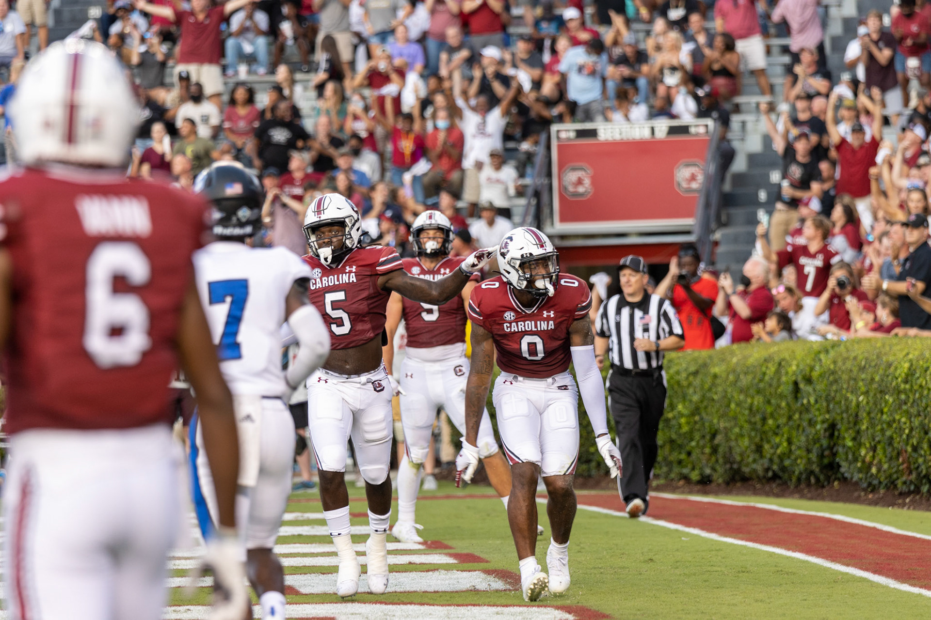 Sophomore tight end Jaheim Bell celebrates a touchdown pass from graduate student quarterback Zeb Noland. This touchdown brought the Gamecocks to 15 points at the end of the first quarter.