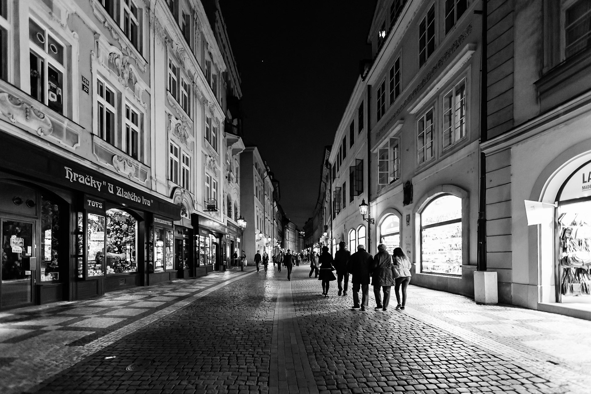 Rue Celetná by night