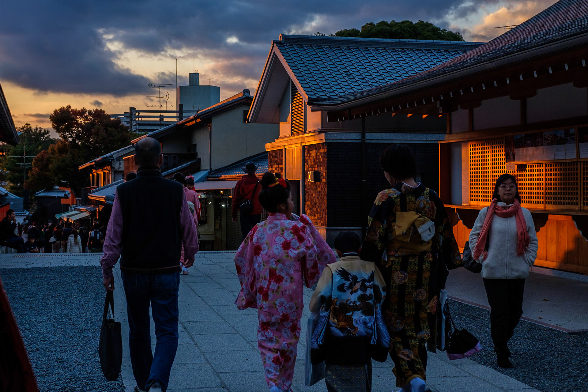 Couché de soleil sur Fushimi Inari-Taisha (Kyōto)