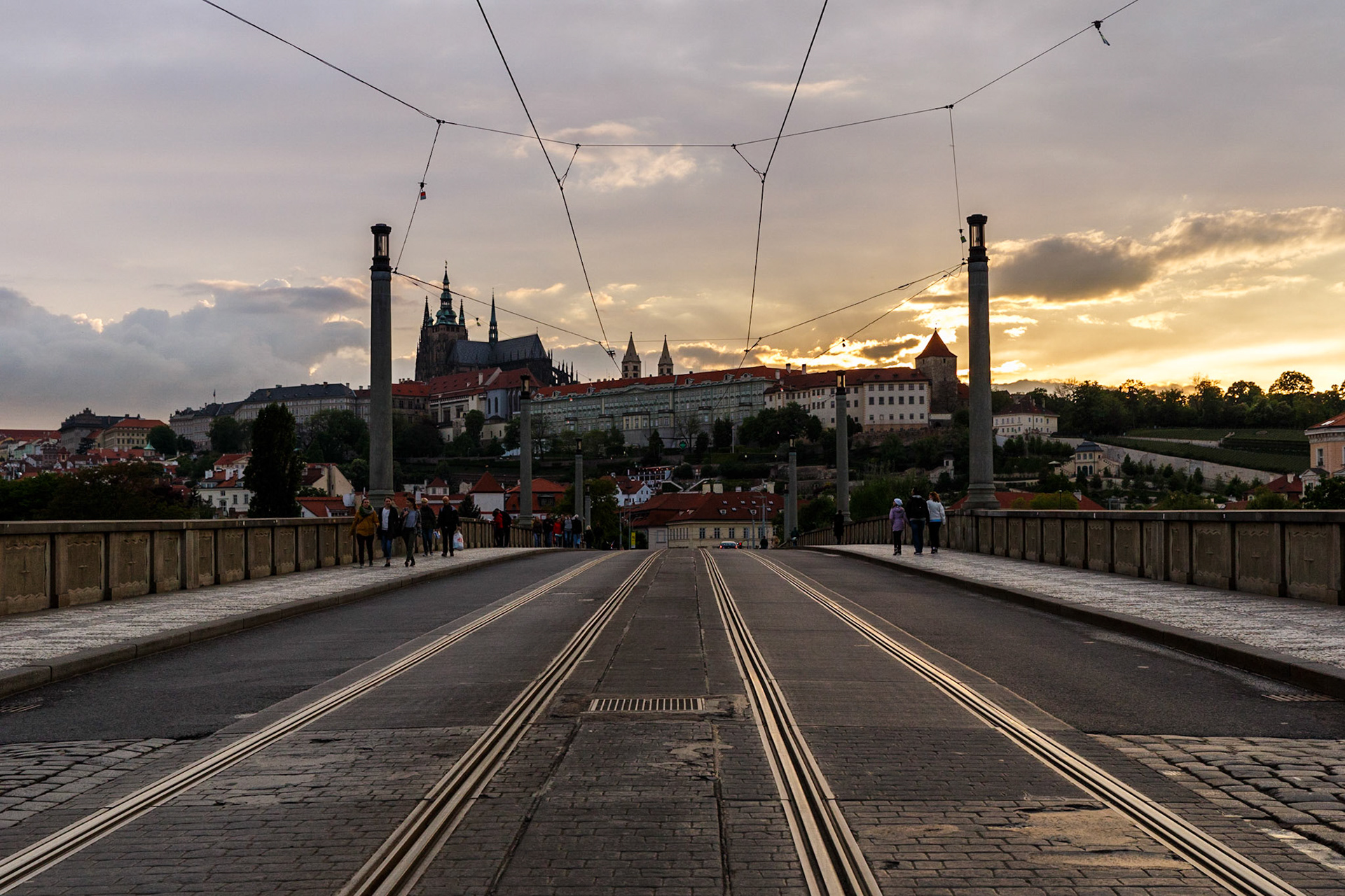 Château de Prague vu depuis Mánesův most