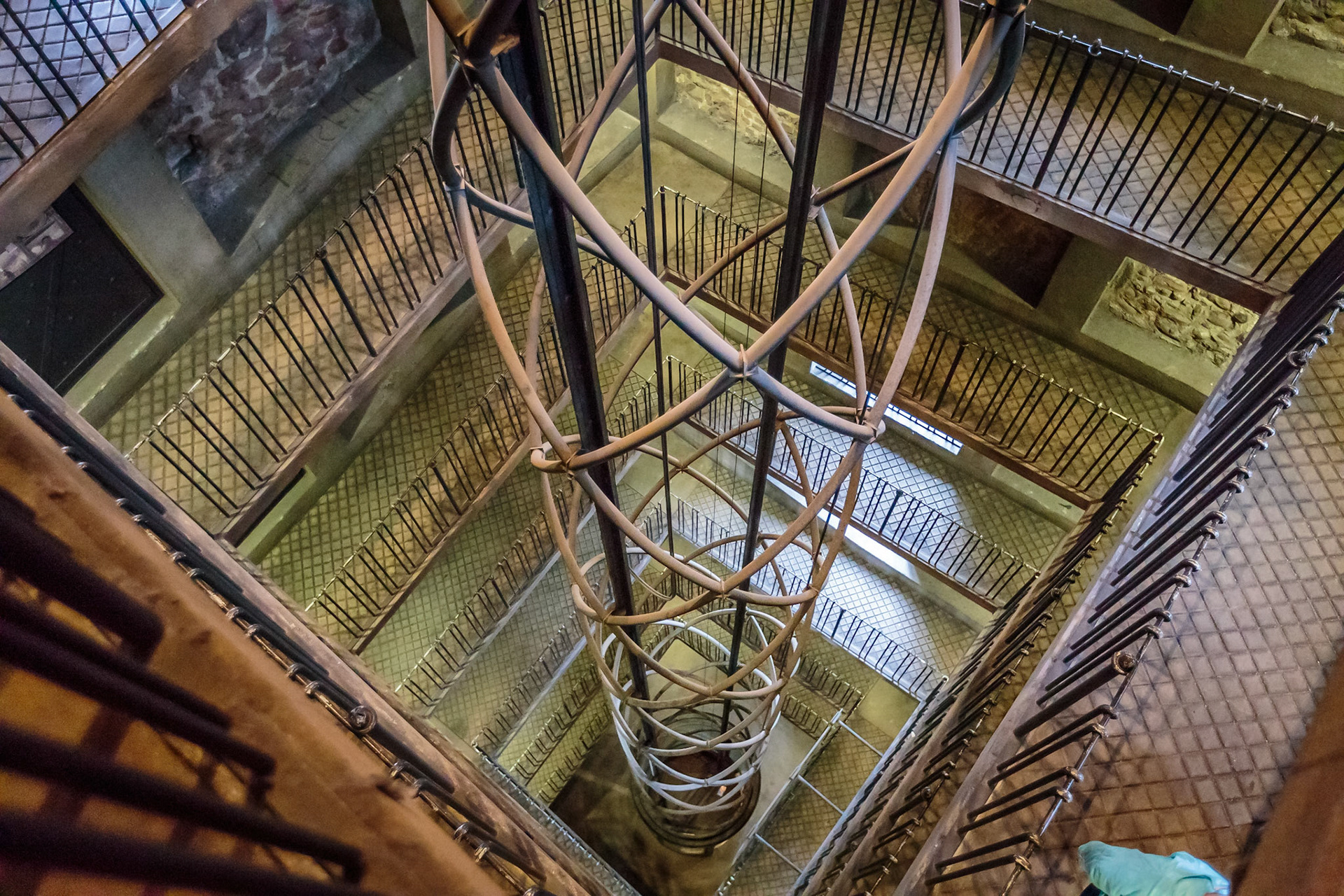 La tour de l'Horloge Astronomique vue de l'intérieur.