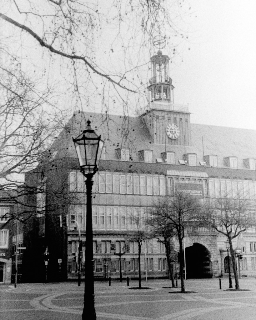 Rathaus Emden - Kodak Retina Typ 119, Kodak Tri-X