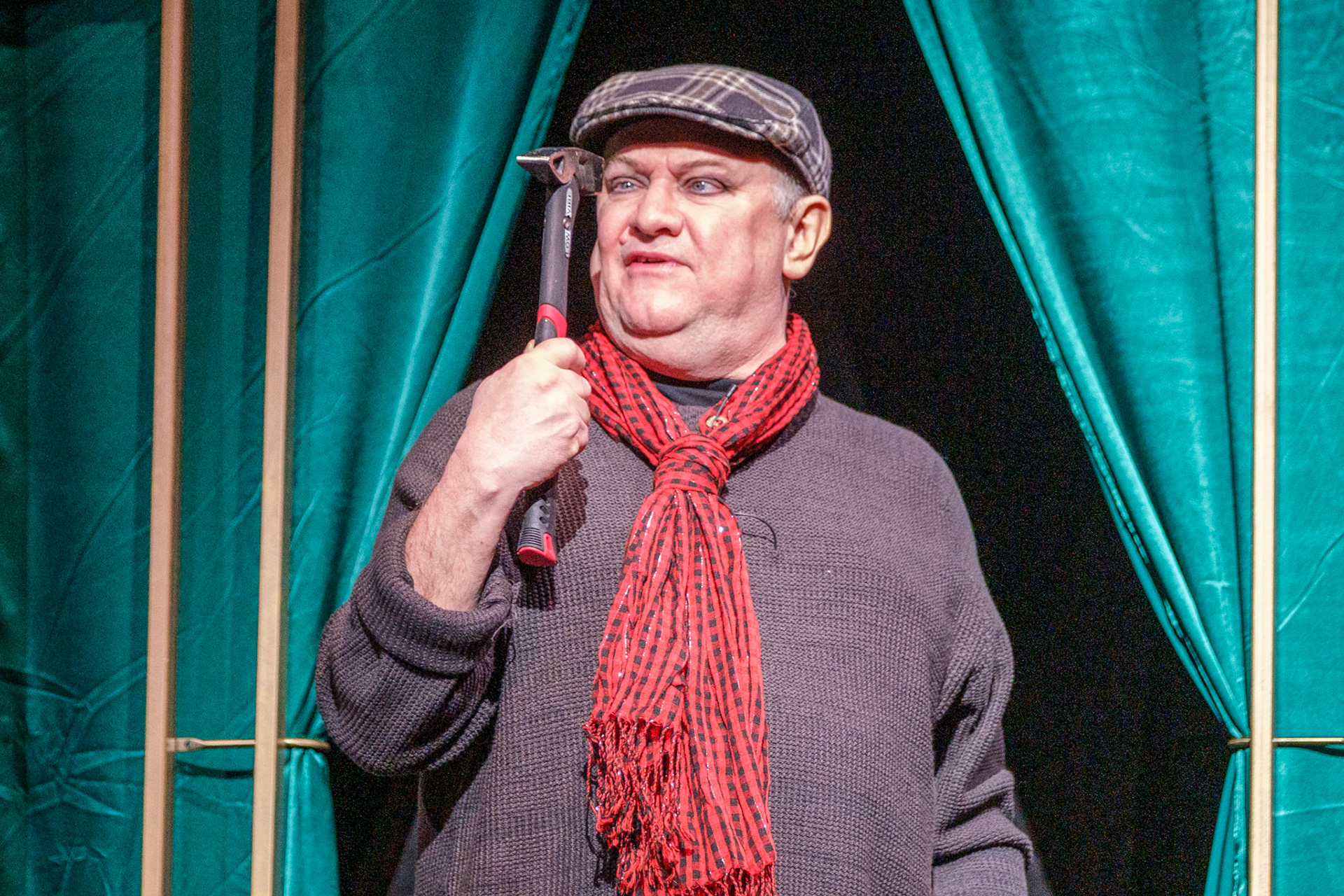 szerző: darab, színház, város, 2024/12/18   photo credit mandatory