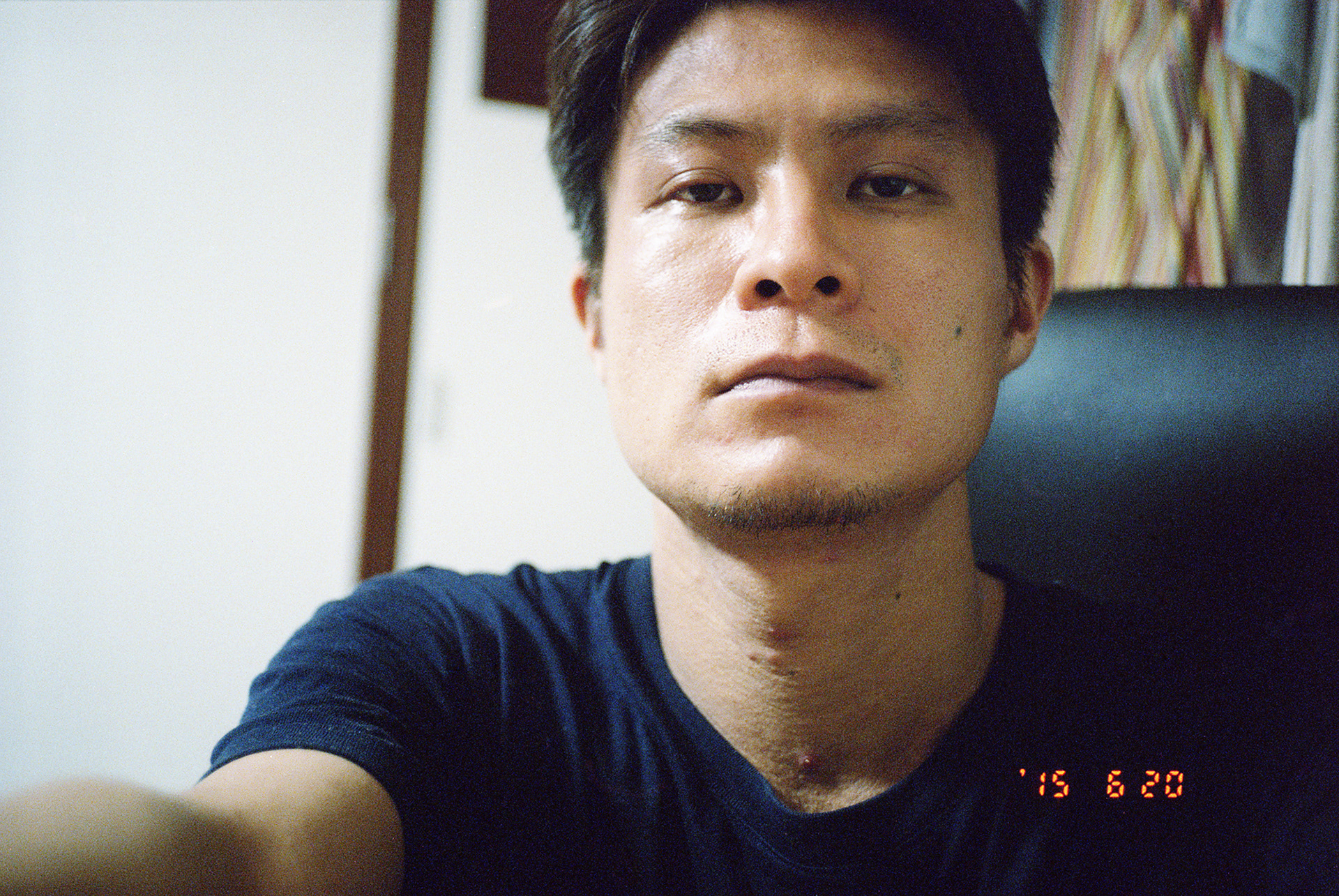 金川晋吾「self portraits 2010.10.19-」