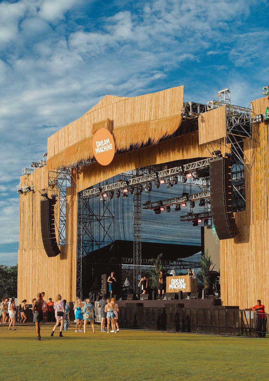 Dream Machine Bali, Main Stage Designed by Morgan Ferguson Production Co.