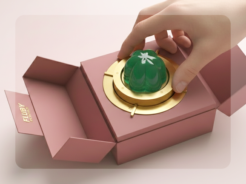 Projet en cours /Un concept de coffret premium associant design, mécanique et rendu 3D pour une marque de cosmétique.