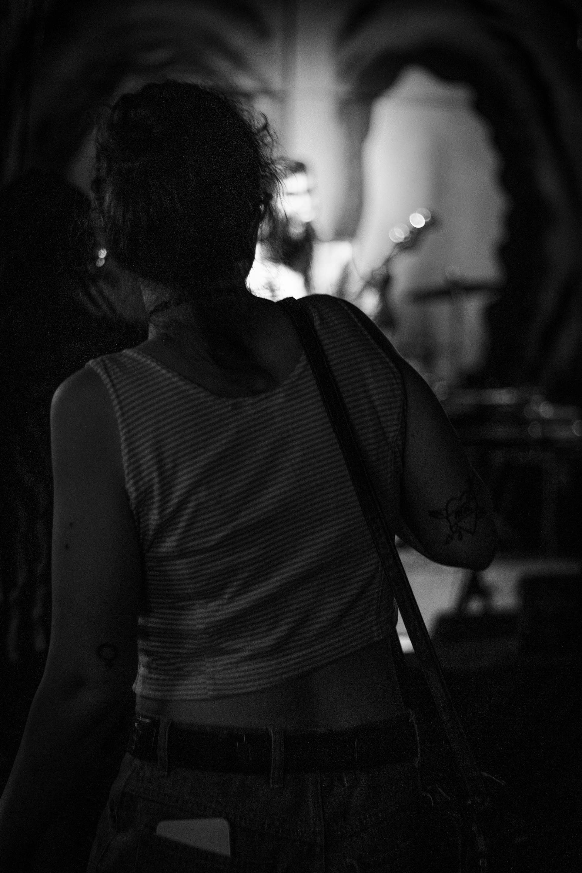 Champagne Girl at Banks Street Bar