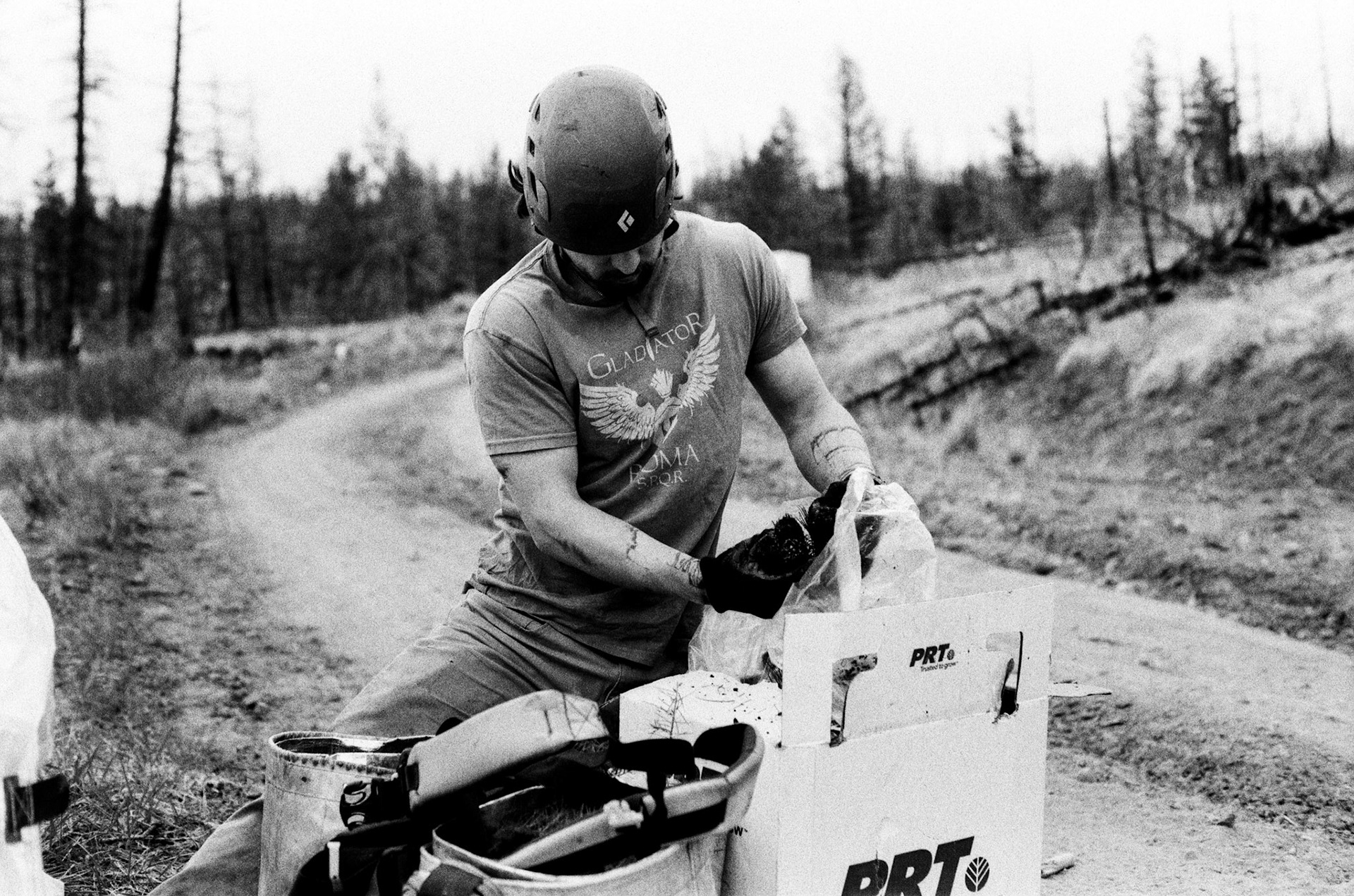Dylan Bagging Up