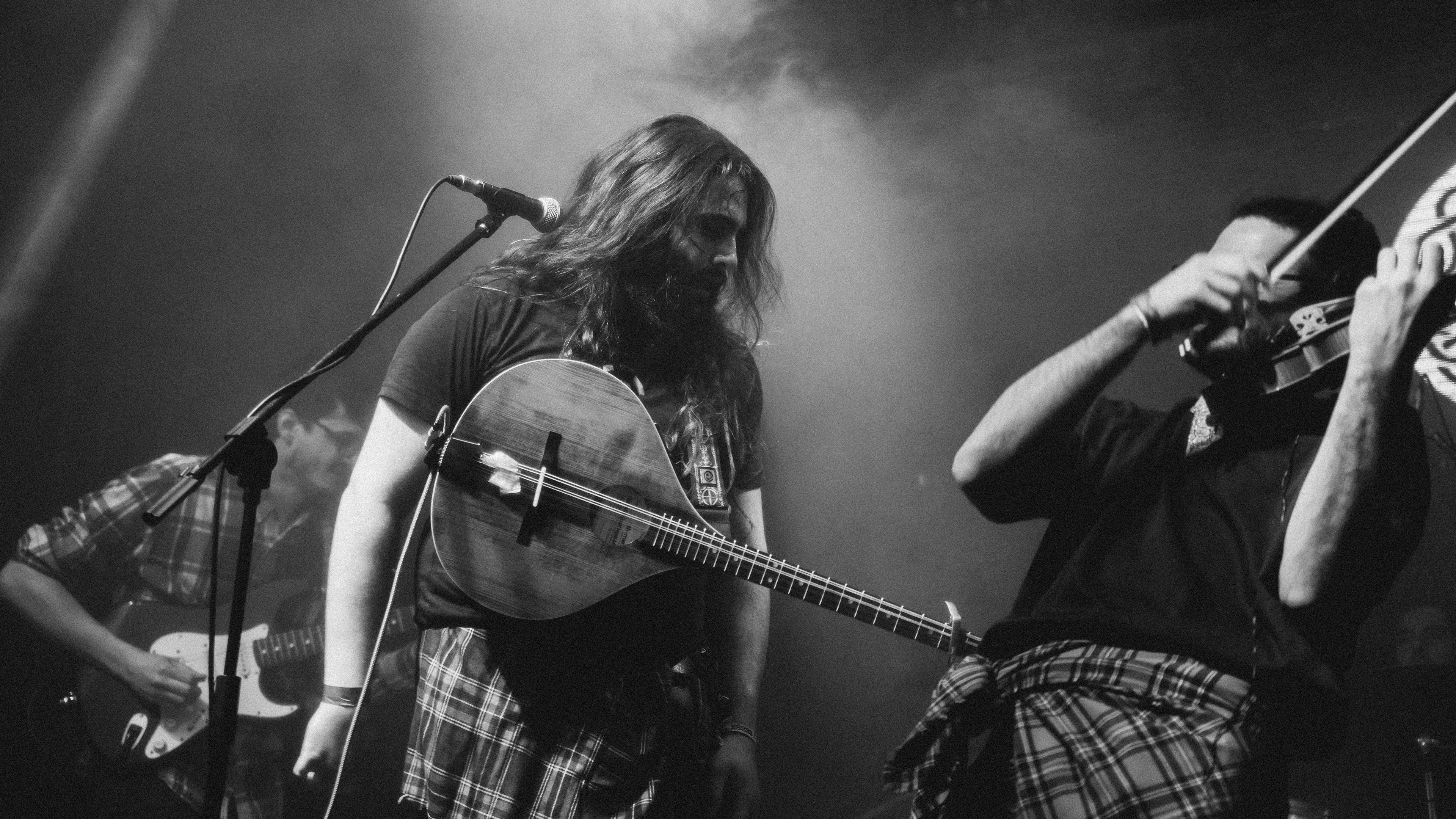 Gli Apua in un momento del concerto