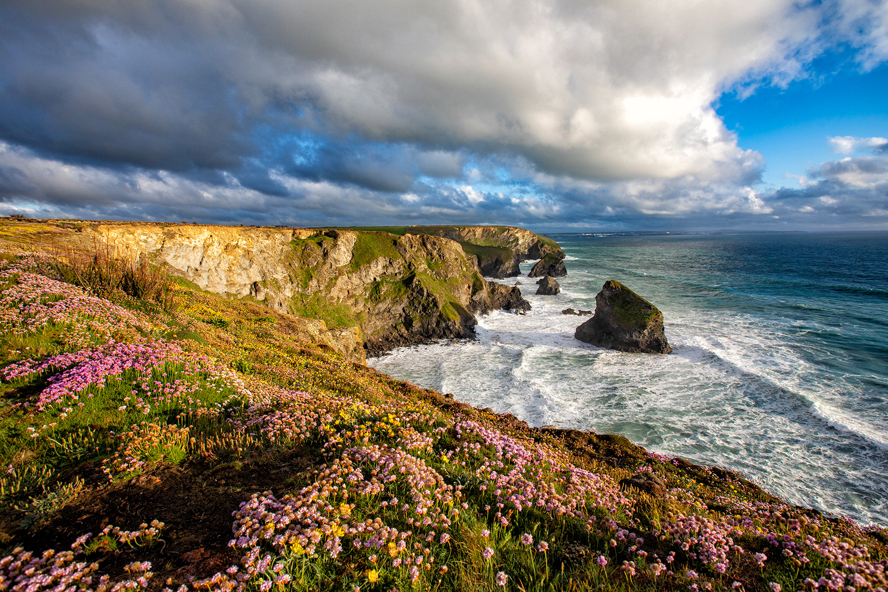 Bedruthen Steps Cornwall