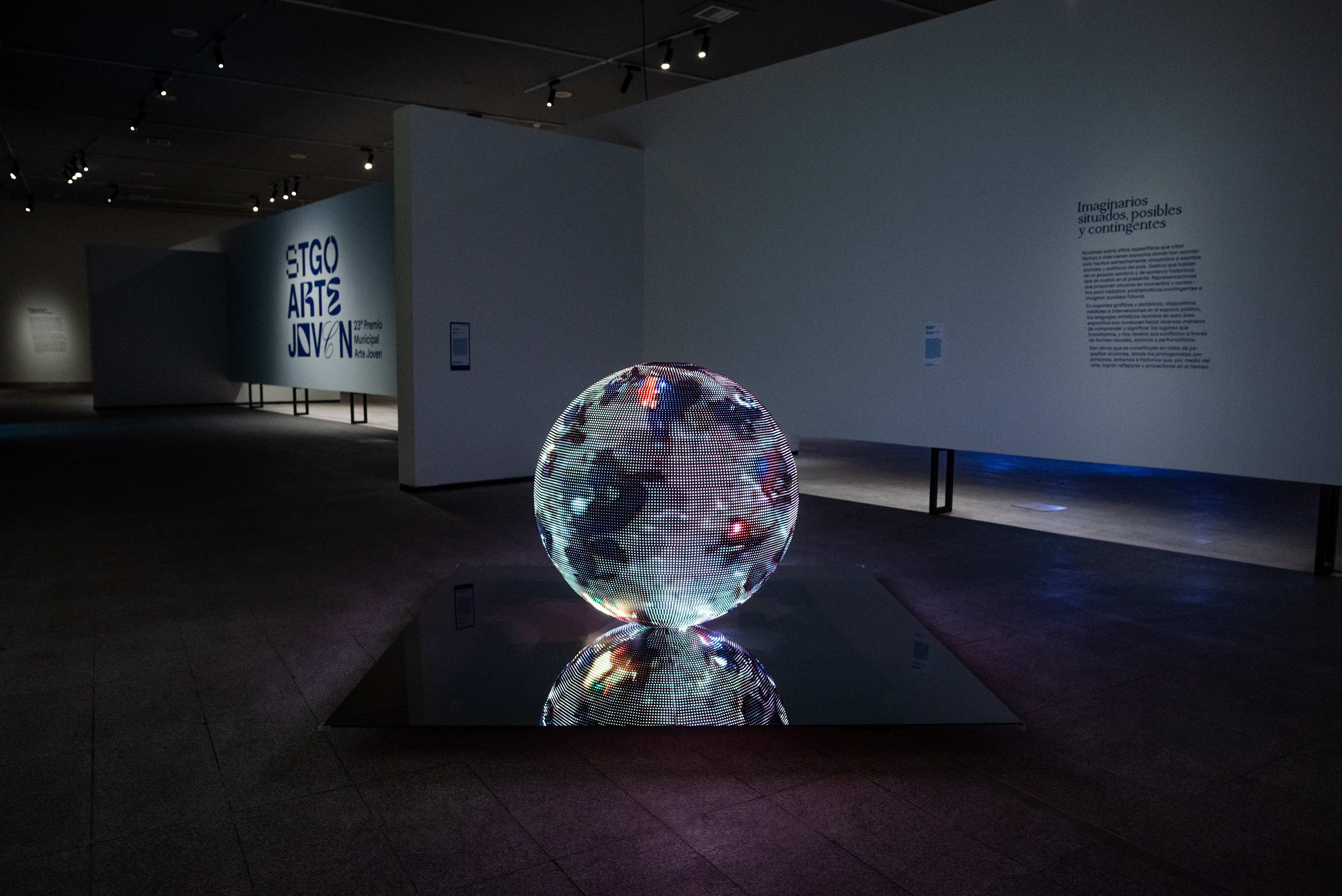 Punto de Fuga I - Videoesferas en Premio STGO ARTE JOVEN, Centro Cultural Palacio la Moneda, 2023