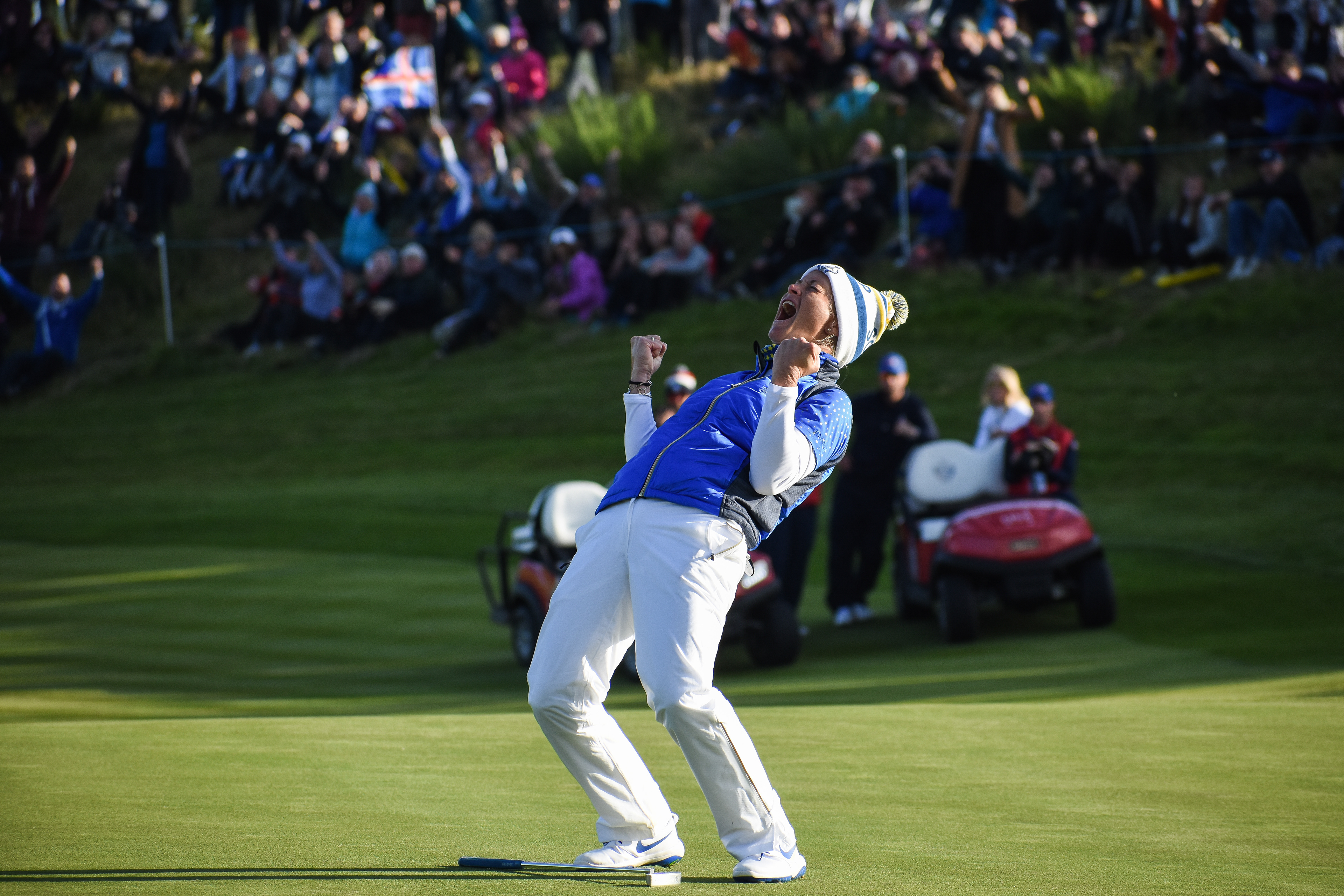 Suzann Pettersen celebrates winning putt at the 2019 Solheim Cup