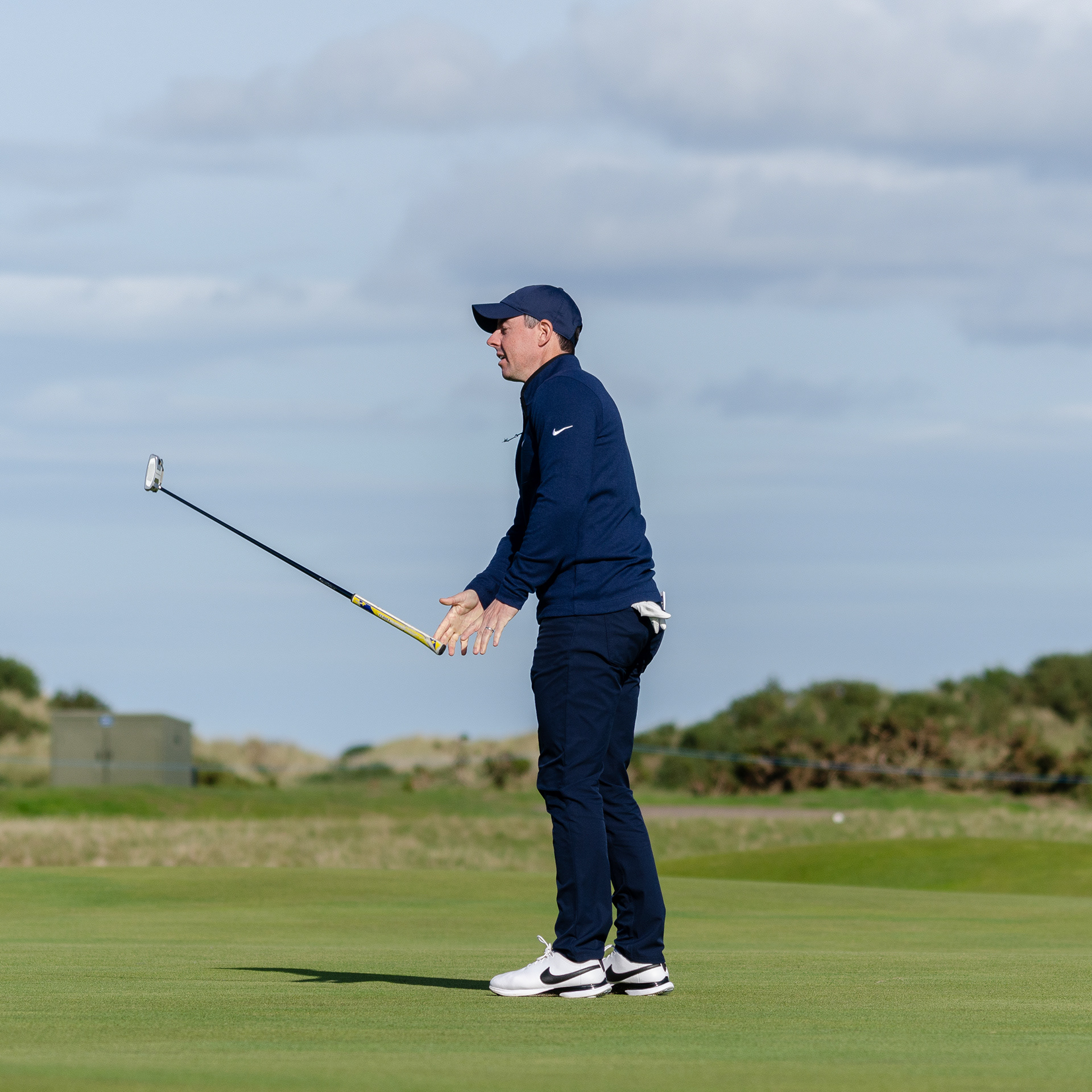 Rory McIlroy putter flip after missing crucial putt during 2022 Alfred Dunhill Links