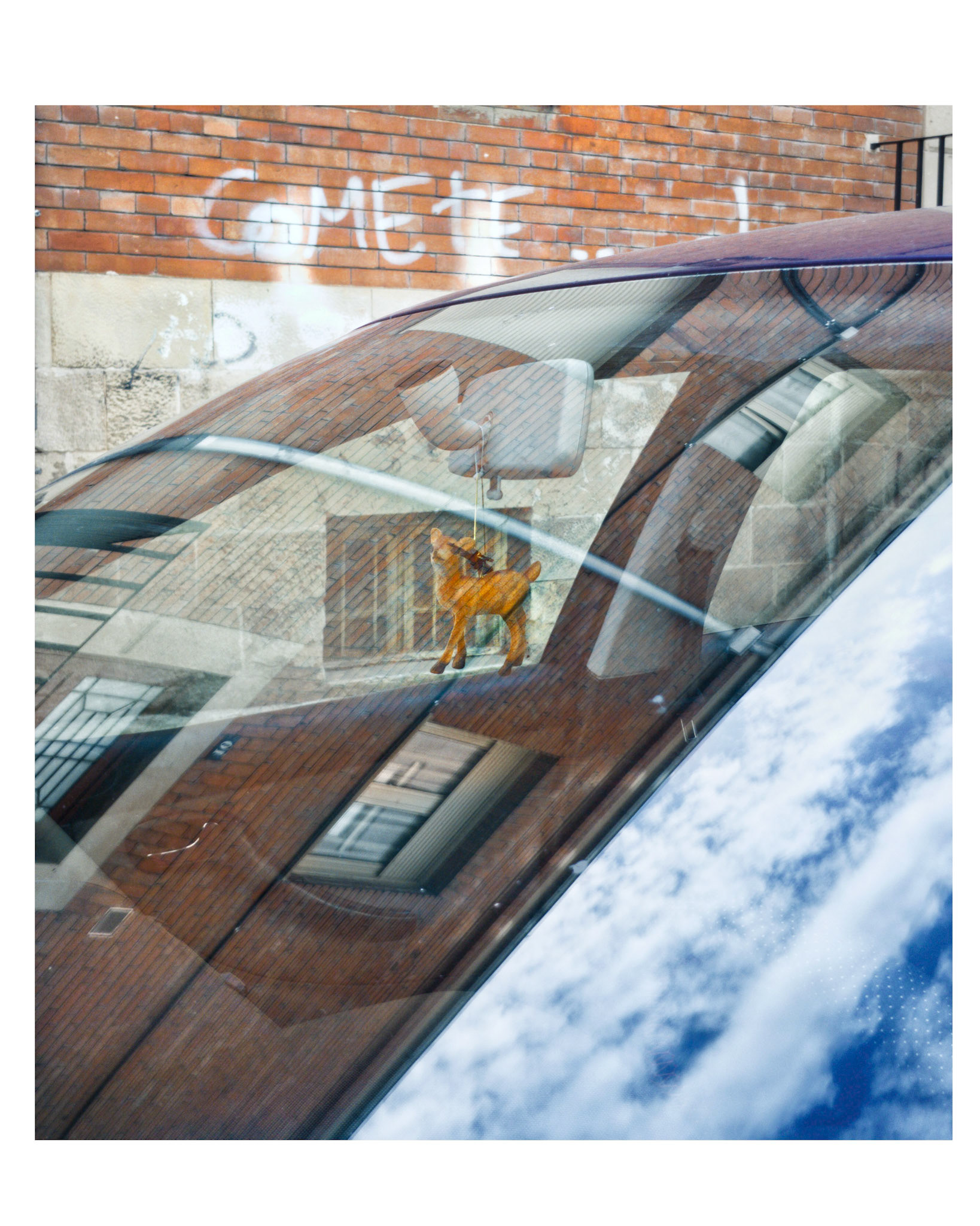 Urban folklore by Naikari Díaz