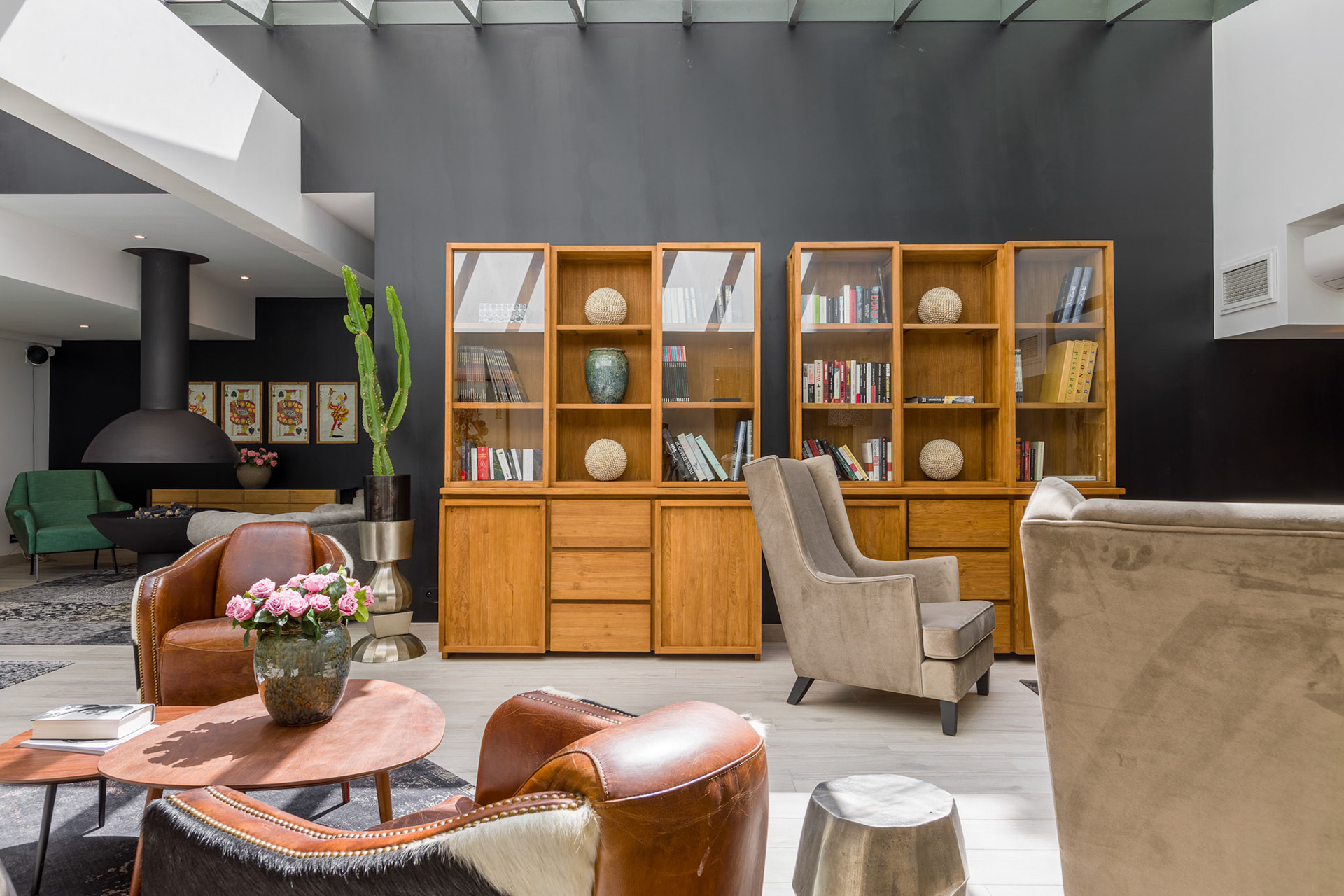 APPART HOTEL, RESIDENCE, OH LORD