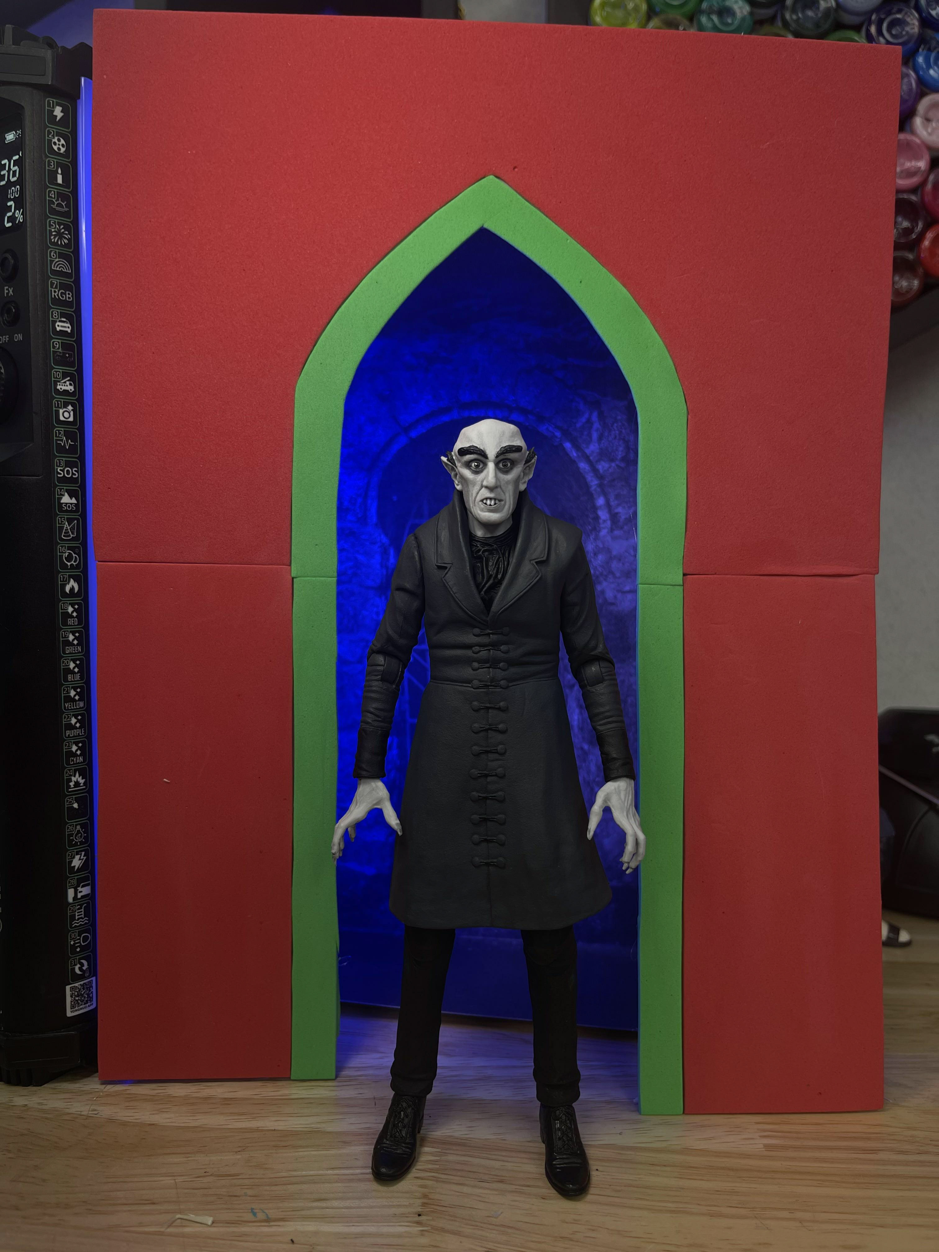 COLOR CORRECTED BACKDROP FOR BLACK AND WHITE