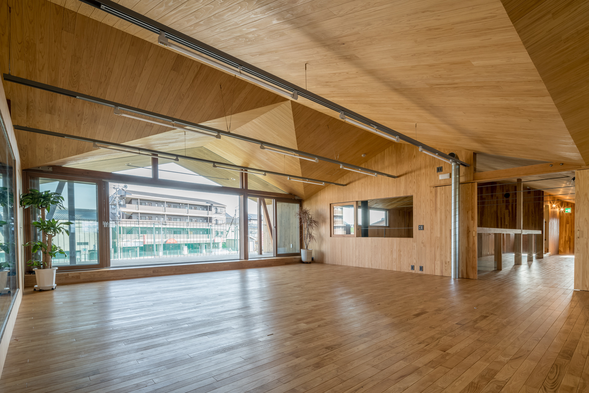 kagayaki lodge (2017) photo by Hiroshi Tanigawa