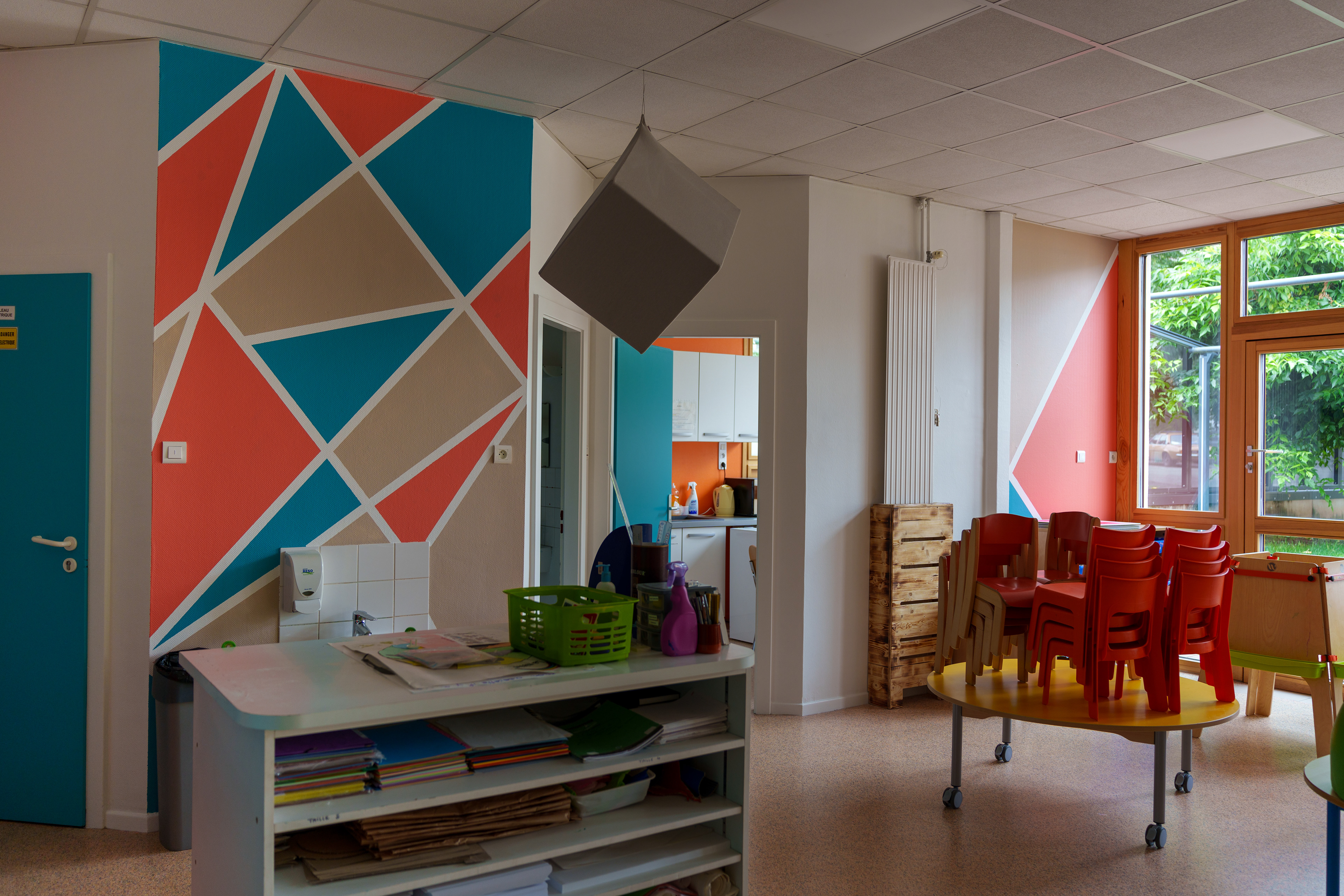 Un travail de peinture incroyable dans une crèche !