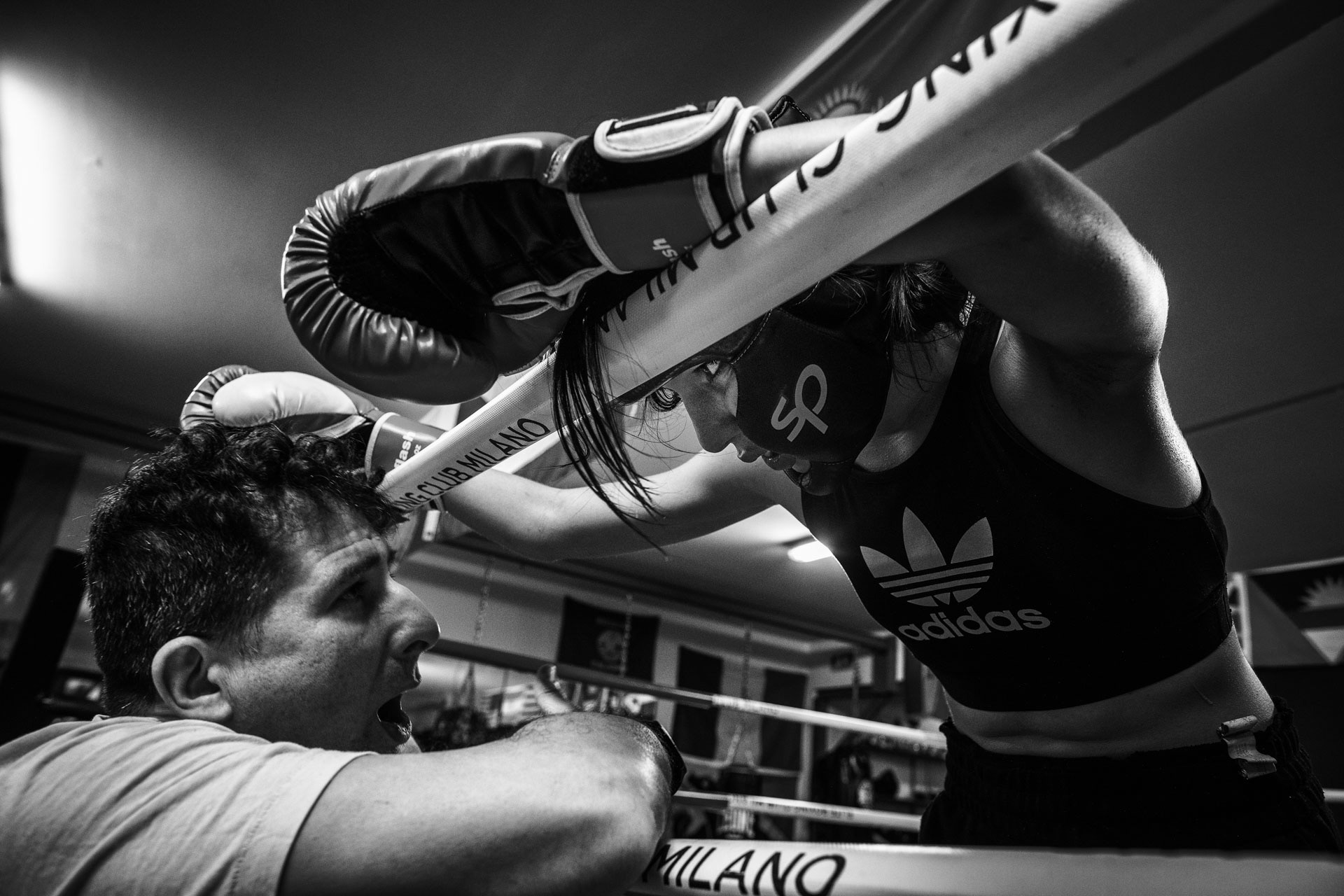 Milano Italy, 2022. In the youth category of women's boxing the match is usually marked by three rounds of two minutes each. In this condensed period of time the athlete must maintain a balance between physical effort and mental attention.