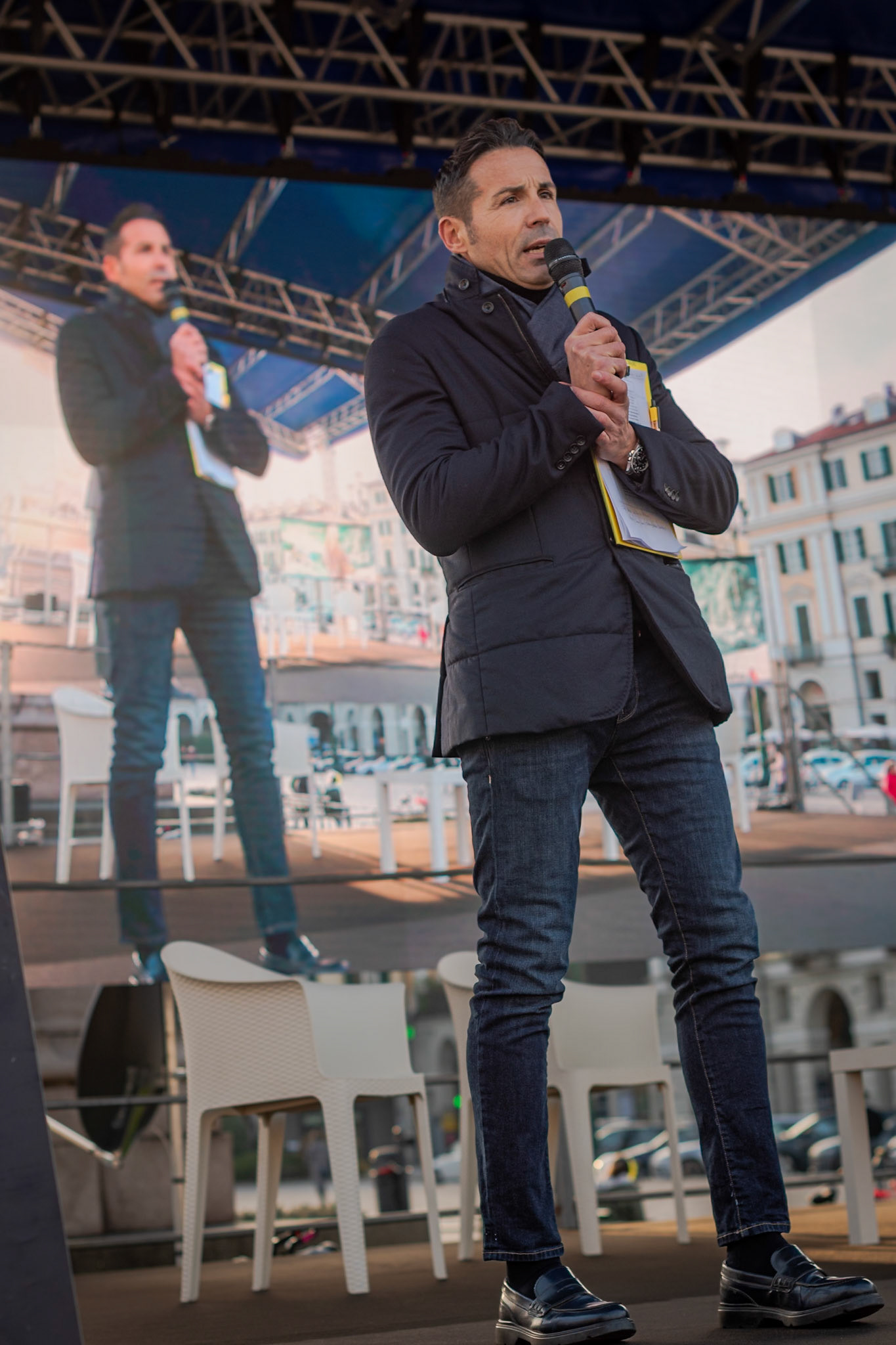Sci in Piazza.