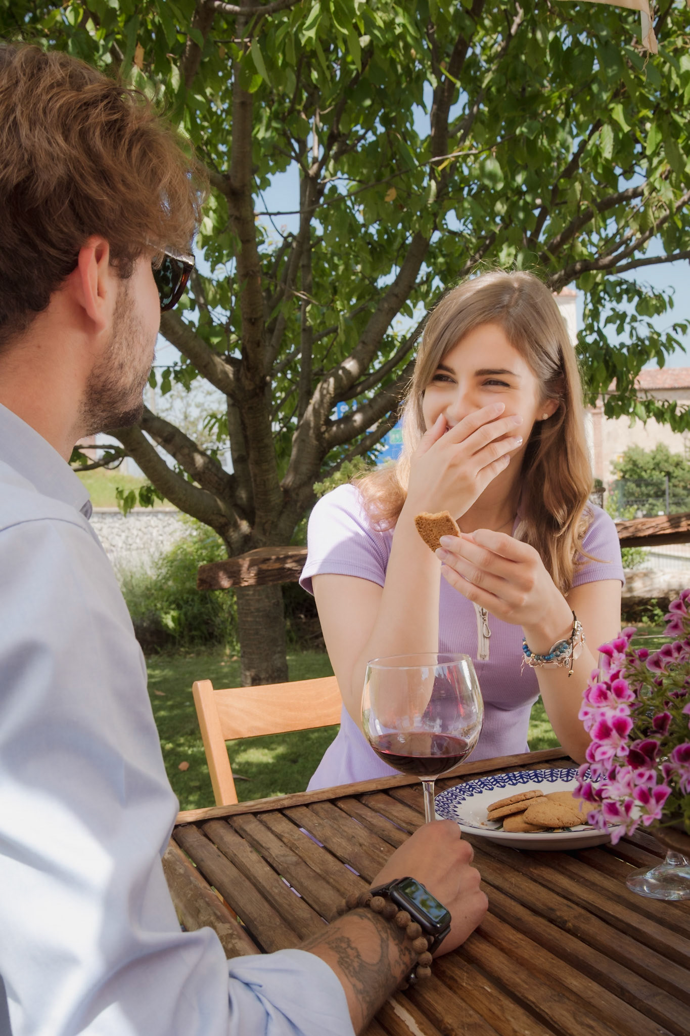 Elisa Muriale ed il biscotto di Pamparato.
