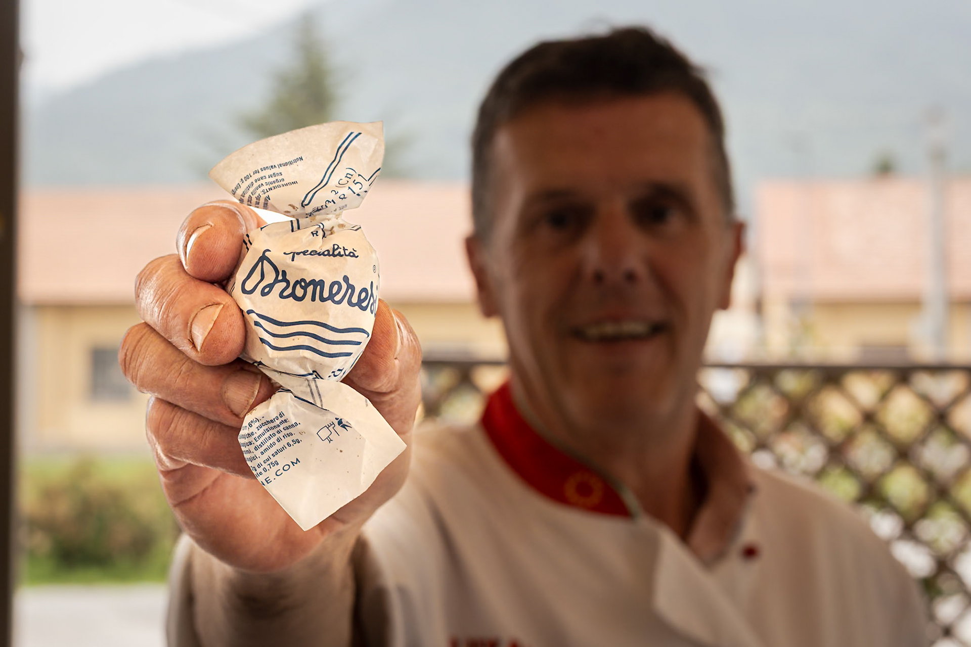 Lo storico dronerese al rhum di Brignone.