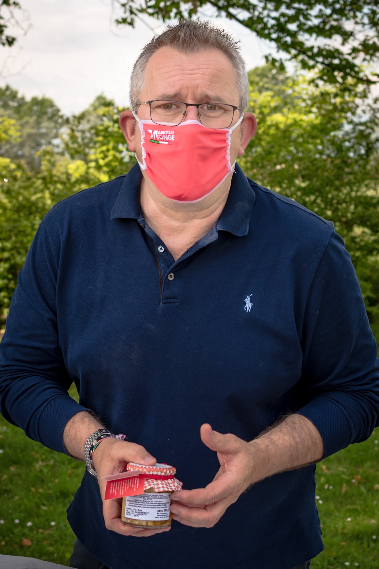 Il Signor Monge ci racconta i suoi prodotti del territorio.