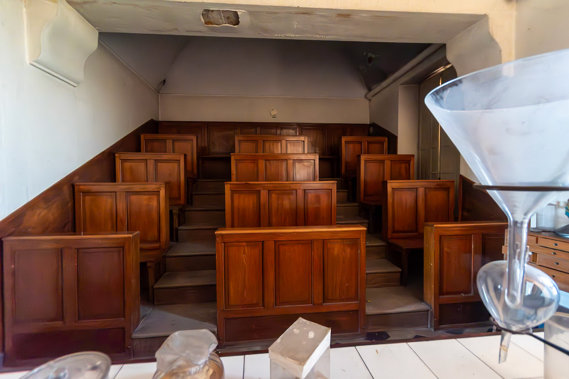 The Royal Carlo Alberto College - classroom