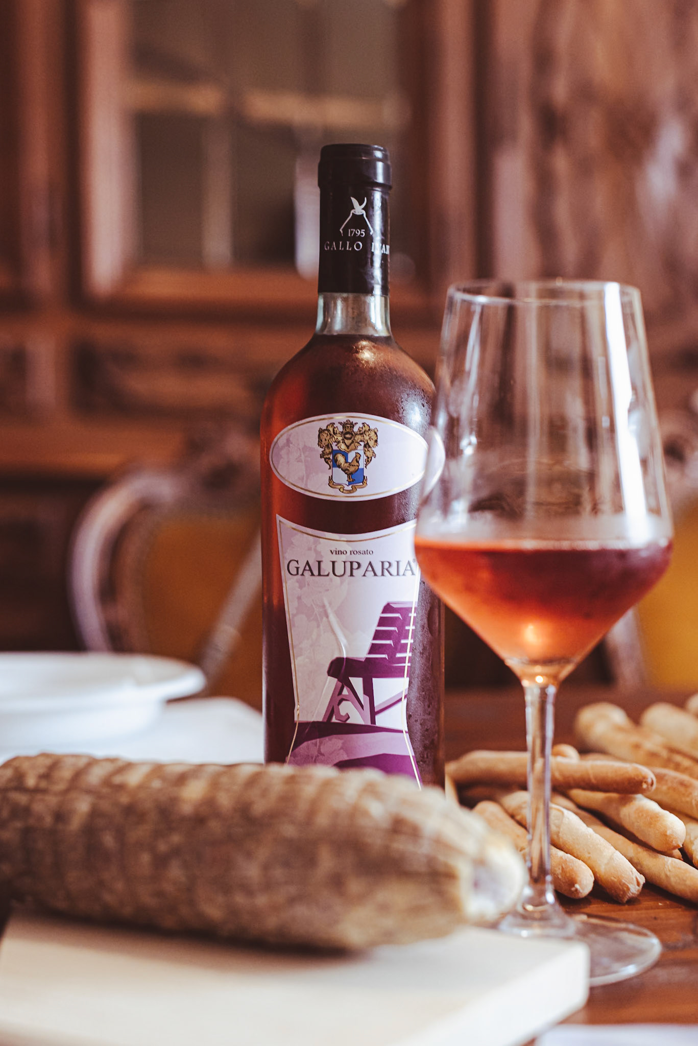 A pranzo presso le cantine Gallo.