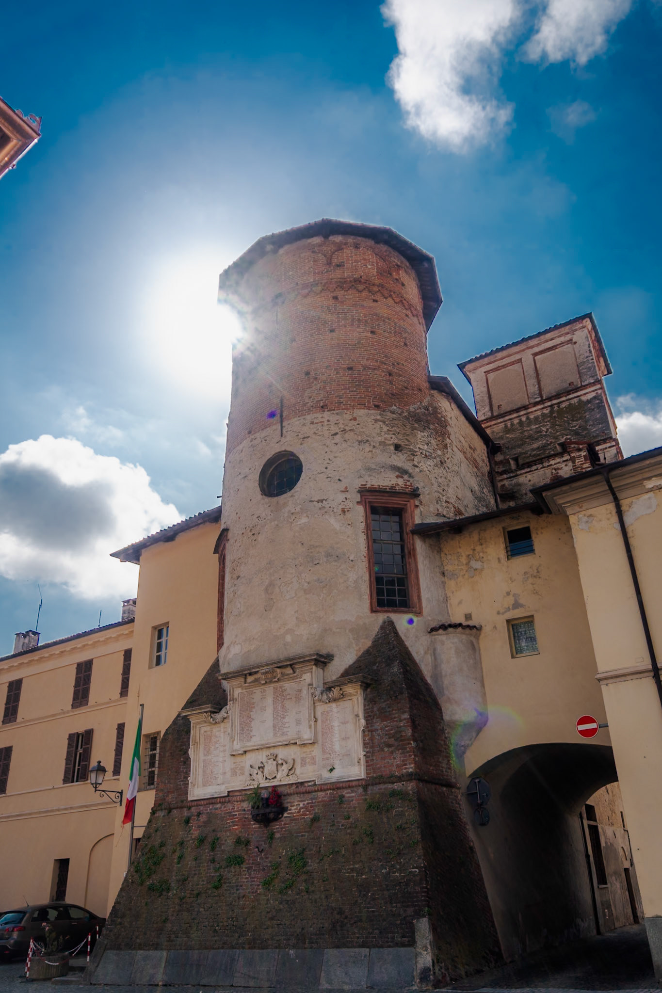 Castello dei Marchesi di Saluzzo, oggi sede del Comune di Revello