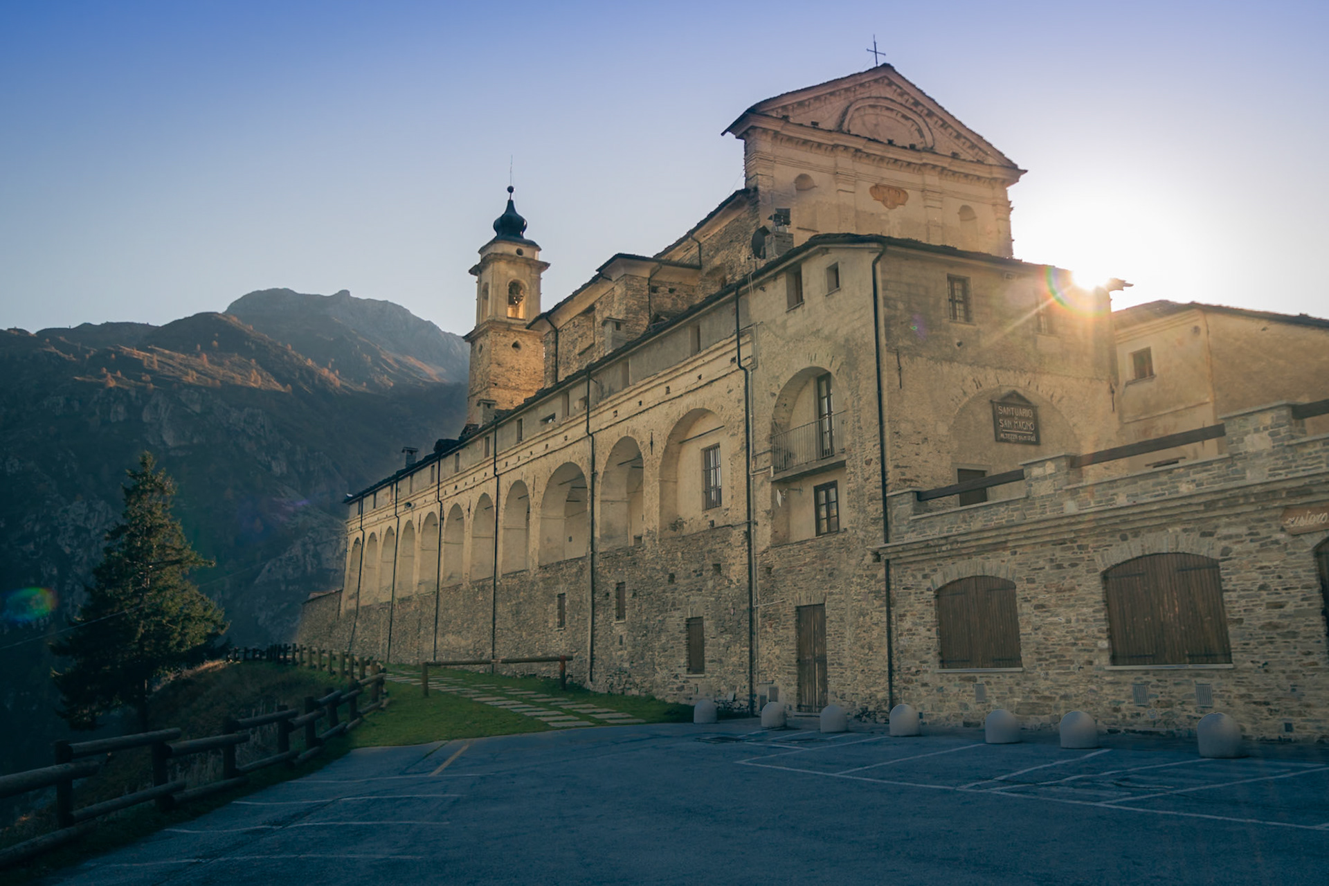 We're close to sunsetting behind the sancuary.