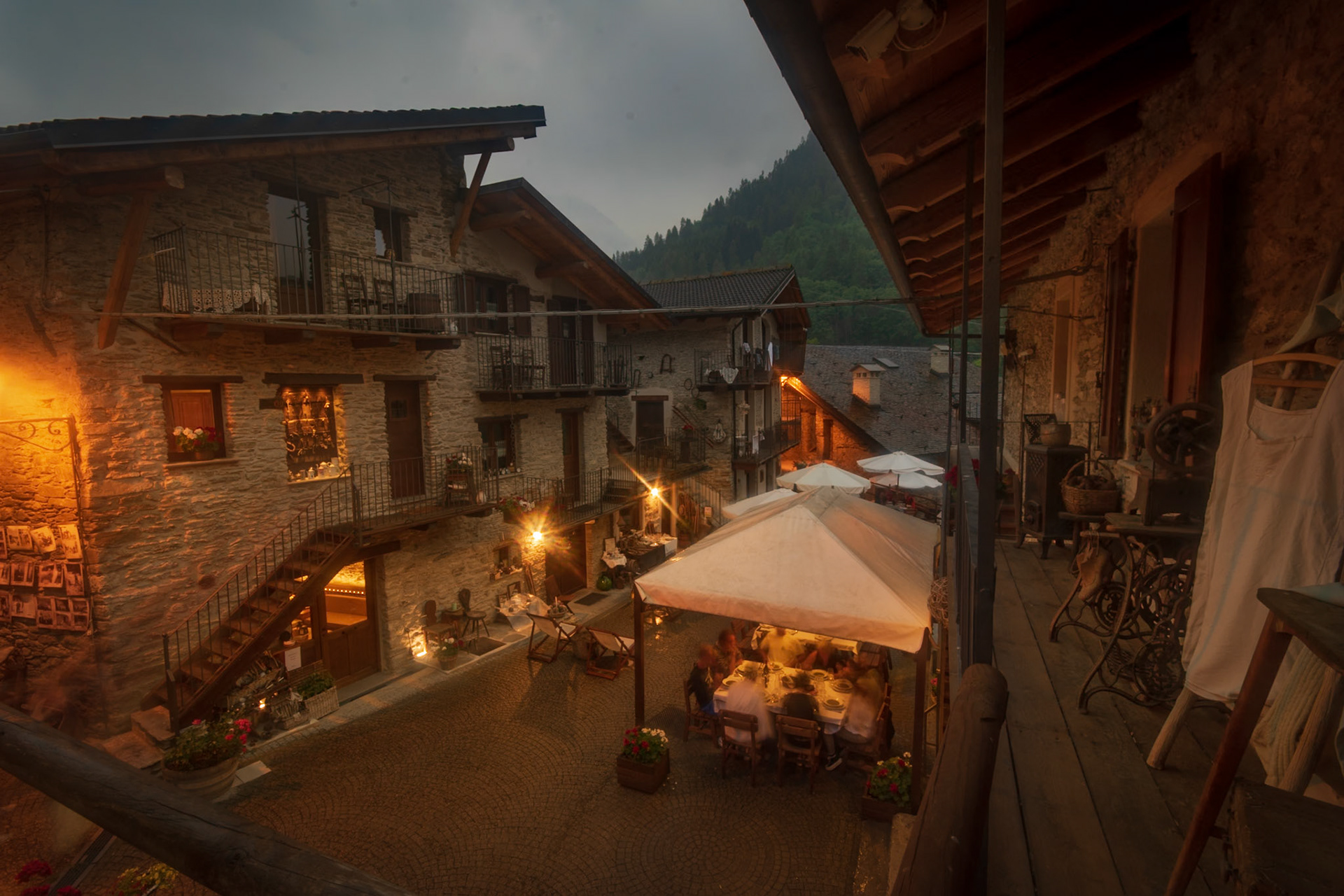 DIFFUSED HOTELS